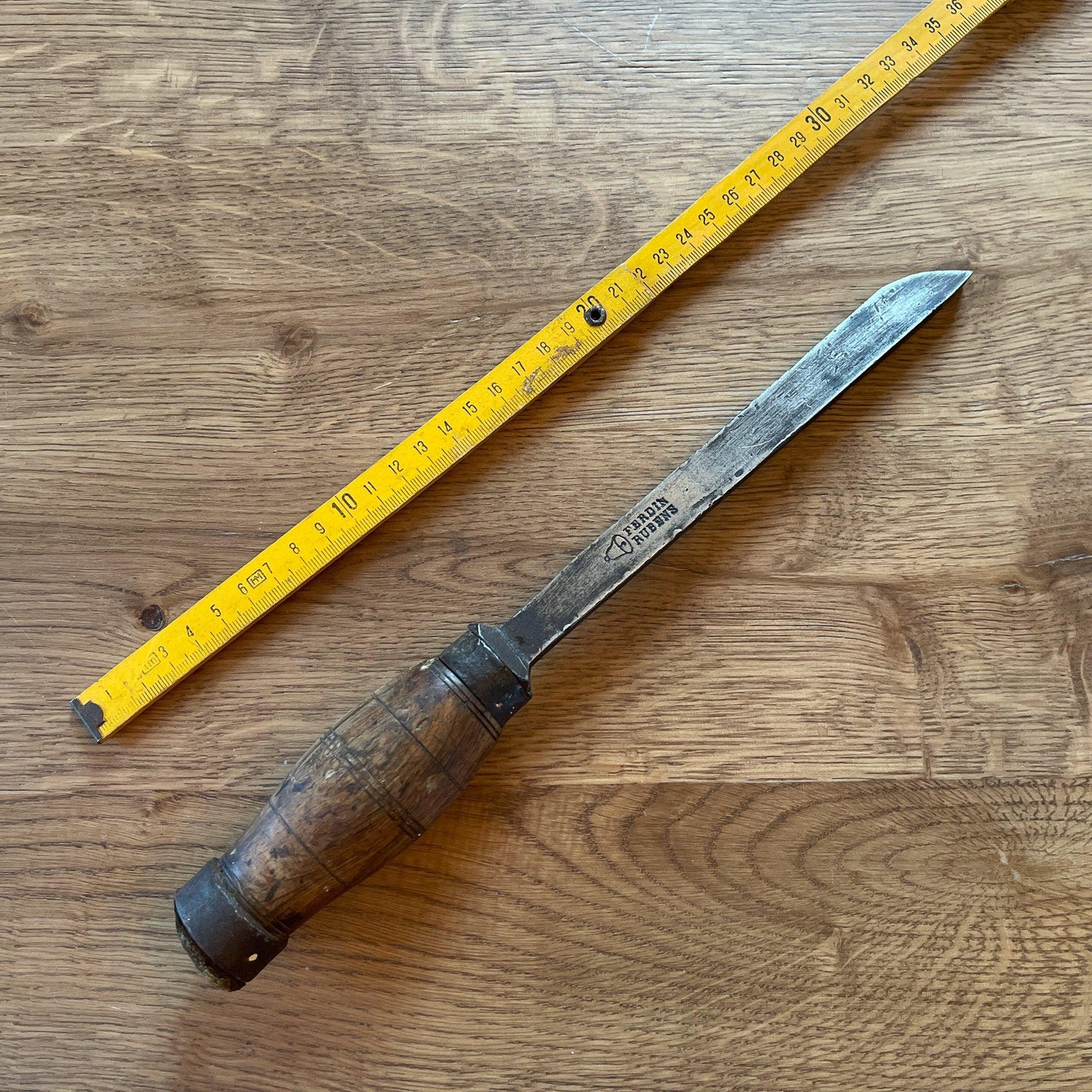 Antieke beitel - Bamestra Curiosa