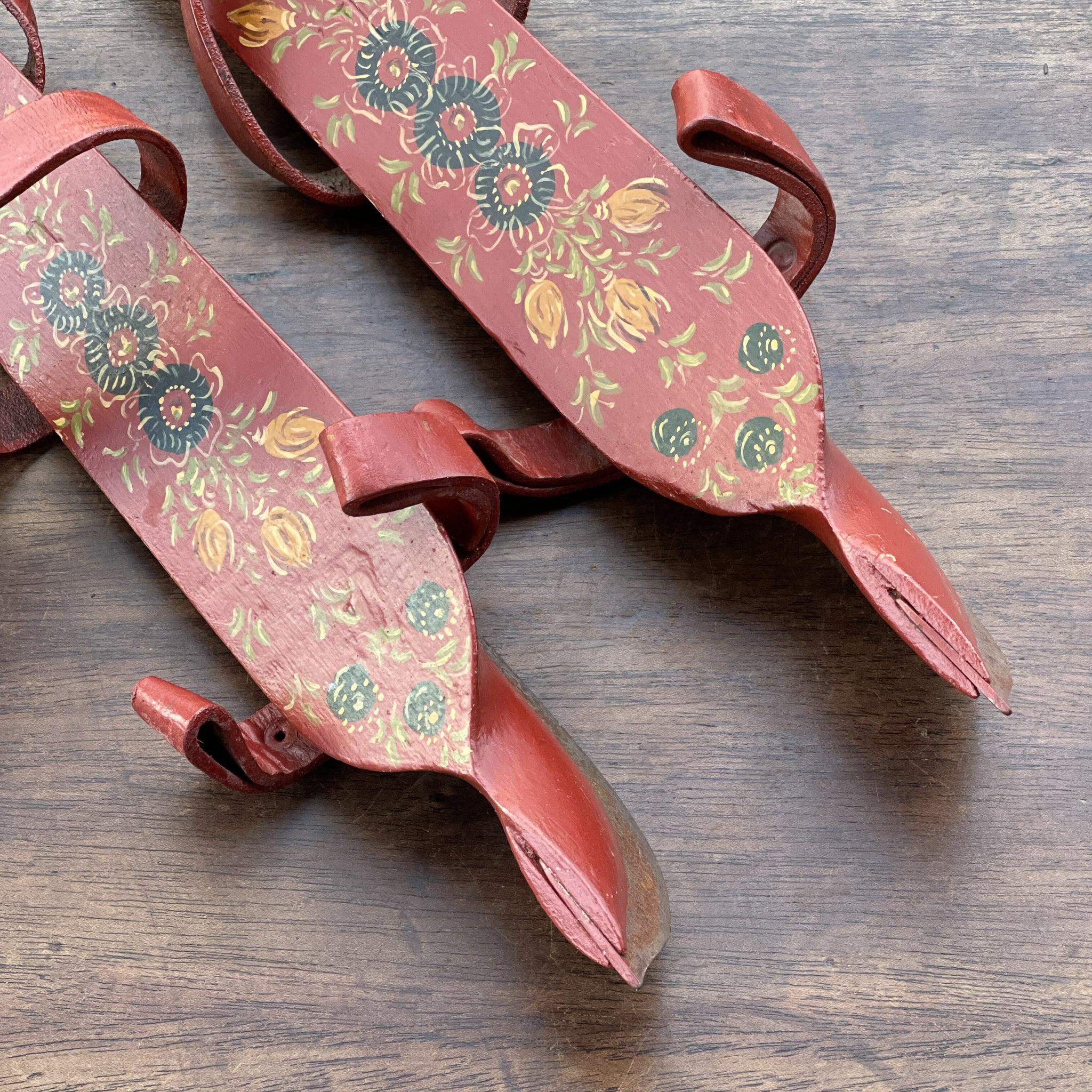 Antieke Hindeloopen schaatsen - Bamestra Curiosa