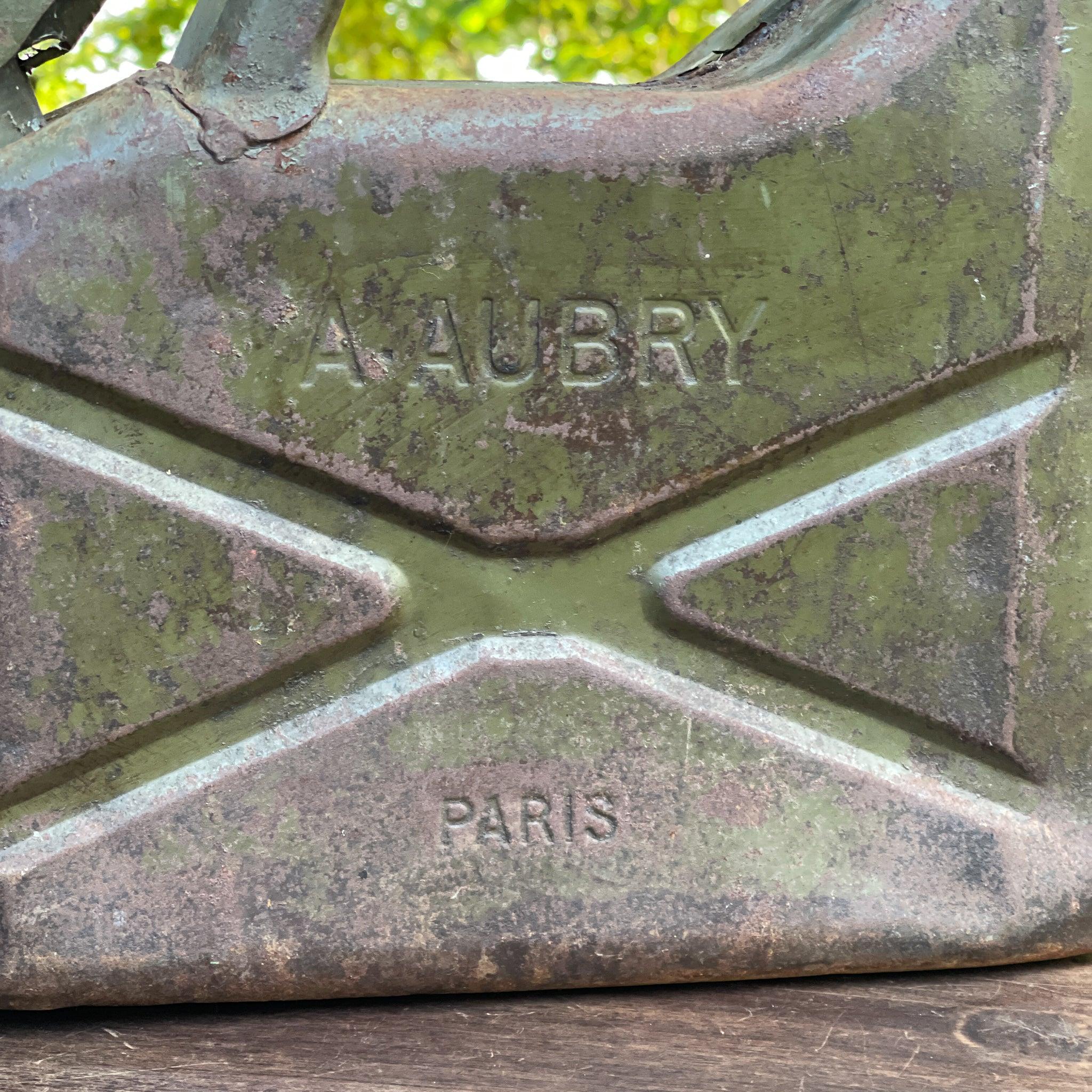 Antieke ijzeren Jerrycan A. Aubry Paris - The Collectionist