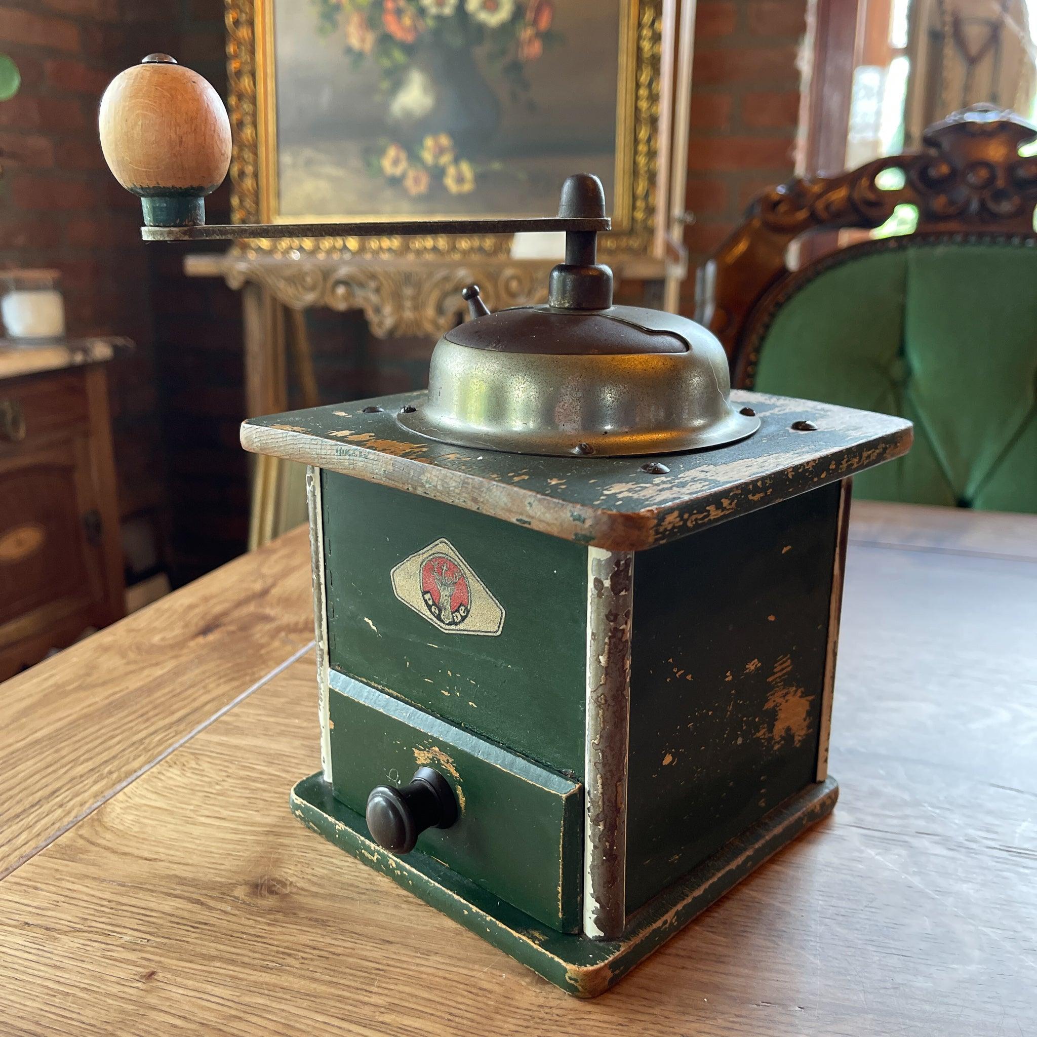 Antieke koffiemolen - The Collectionist