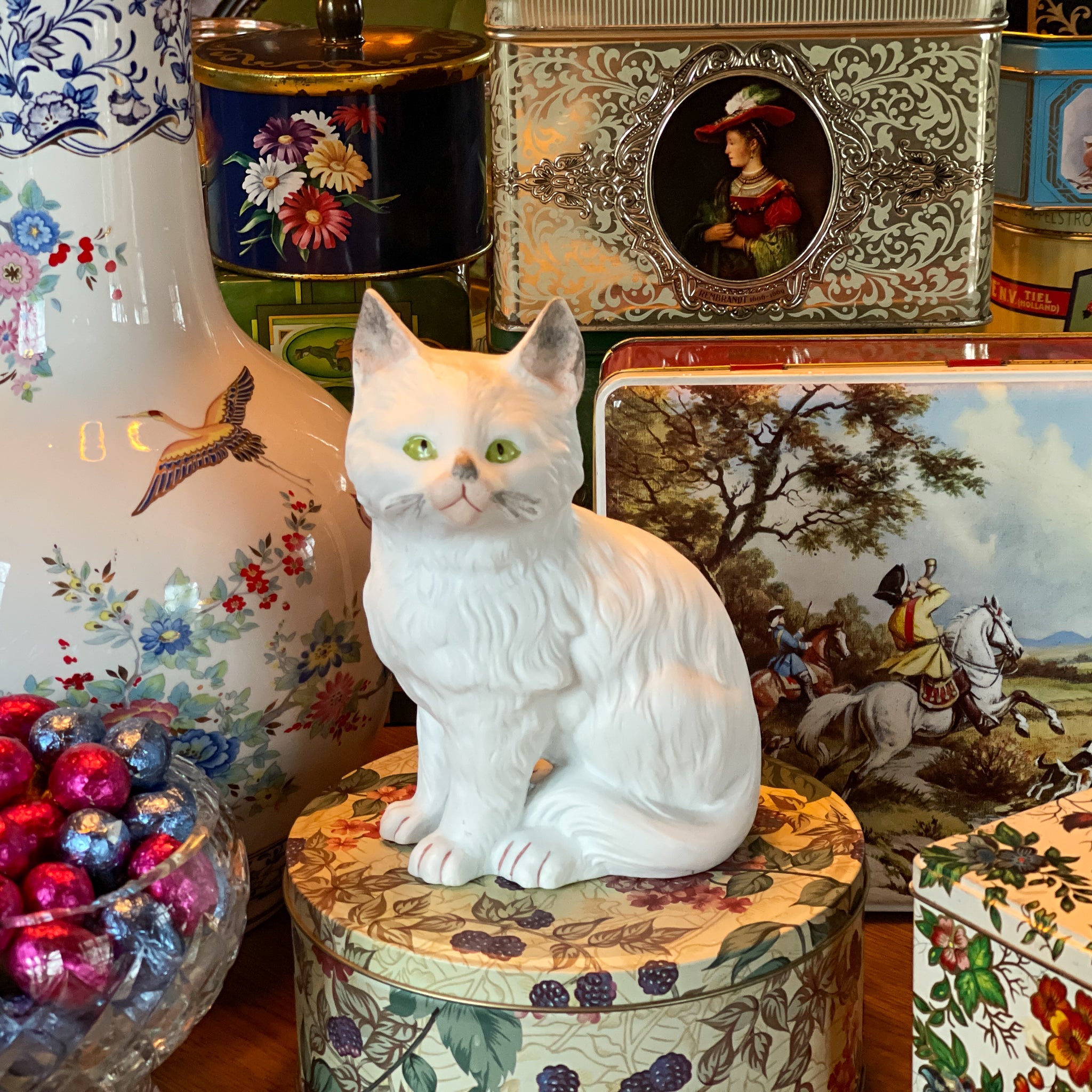 Antieke Poes Van Gräfenthal Porselein - The Collectionist