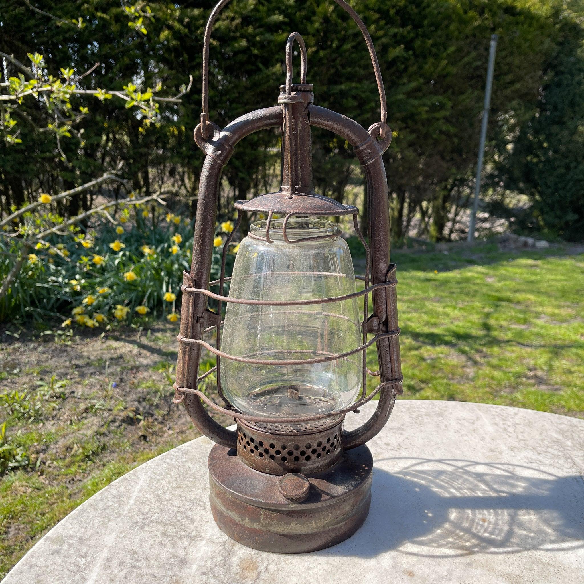 Antieke stormlantaarn petroleum lamp Marine - The Collectionist