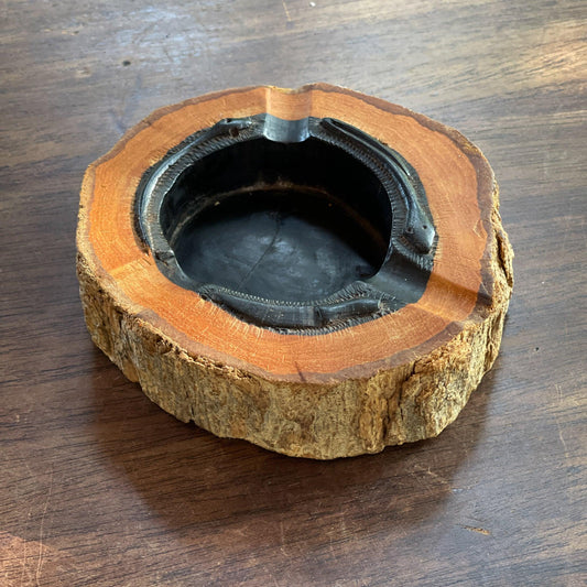 Asbak gemaakt van zeldzaam Ebbenhout - Bamestra Curiosa