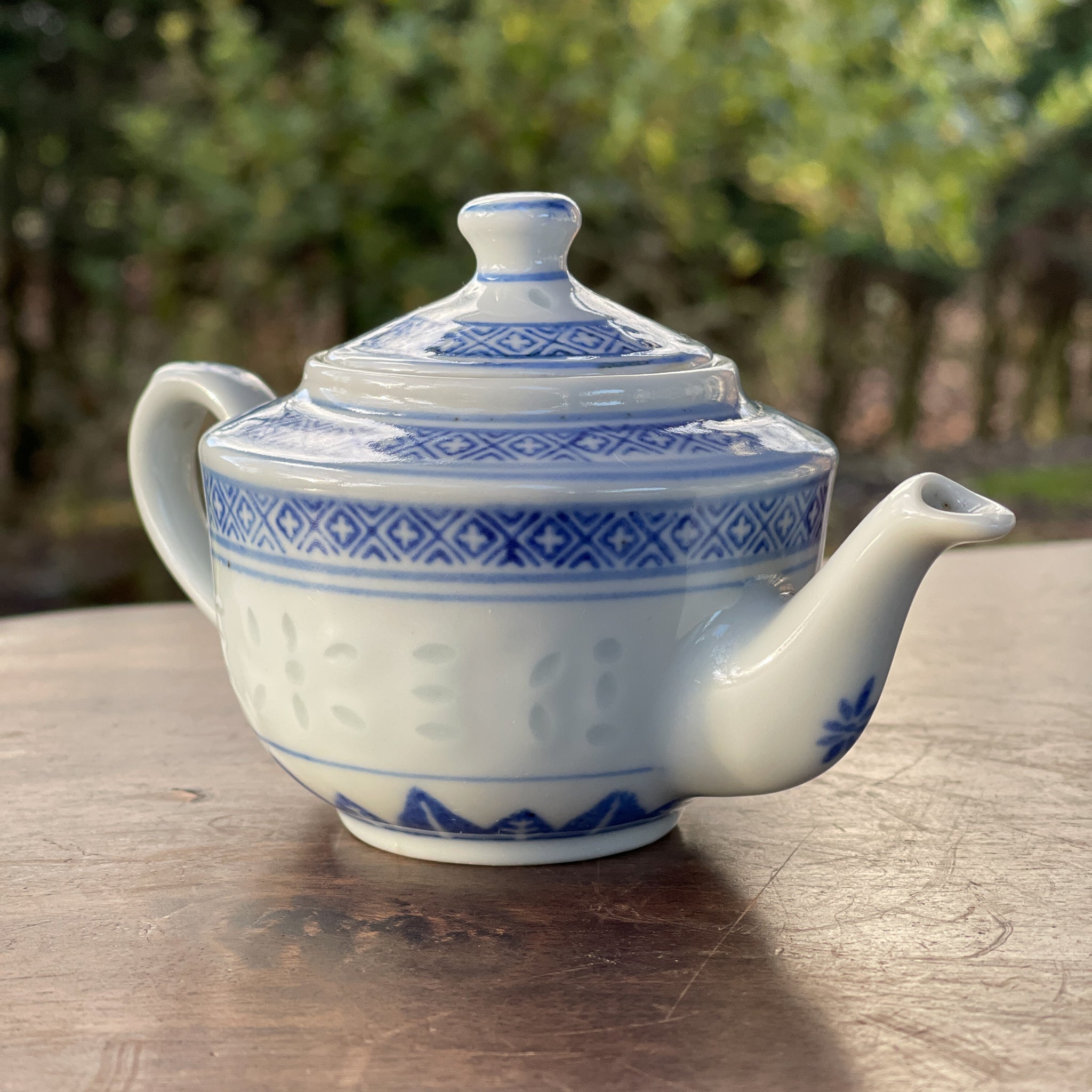 Chinees rijstkorrel porseleinen theepotje - The Collectionist