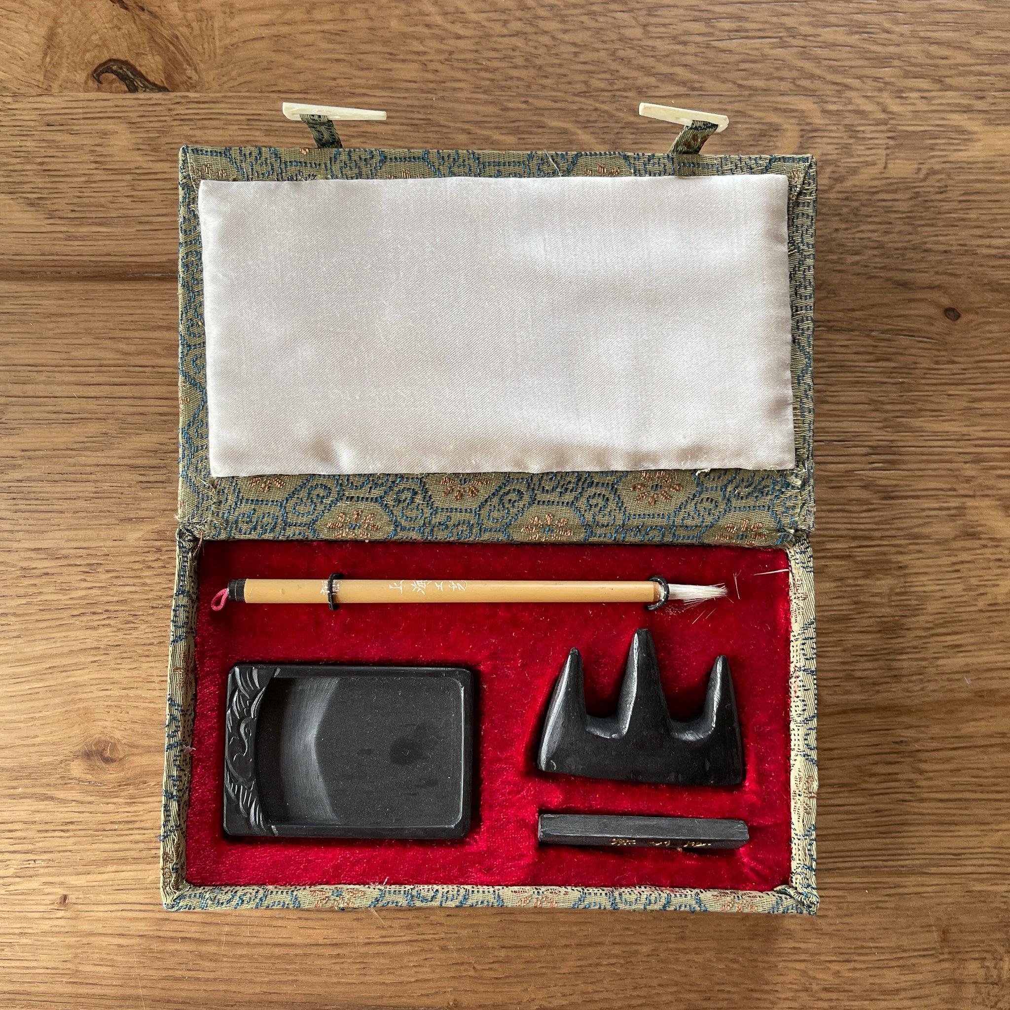 Chinese inktset - Bamestra Curiosa