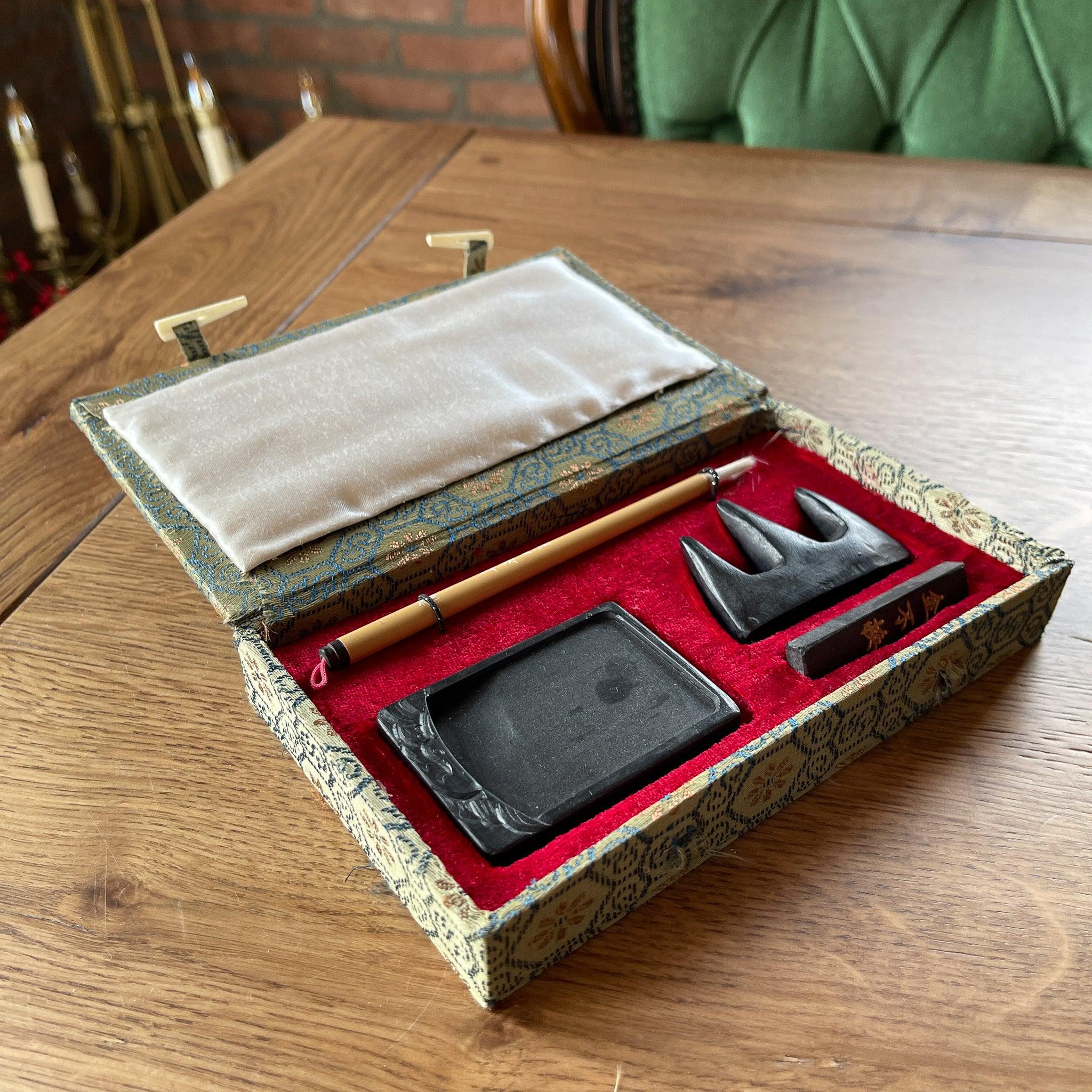 Chinese inktset - Bamestra Curiosa