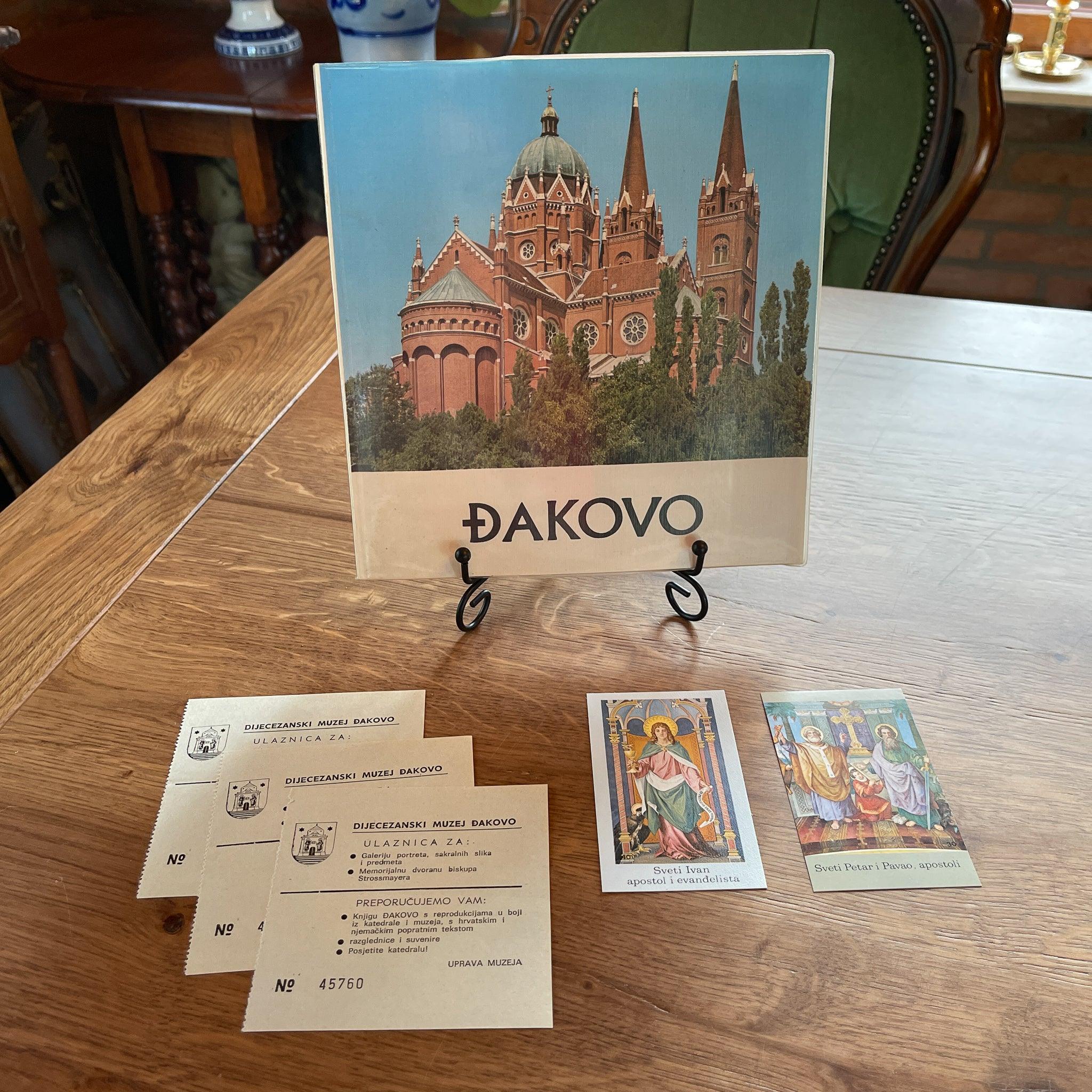 Dakovo - The Collectionist