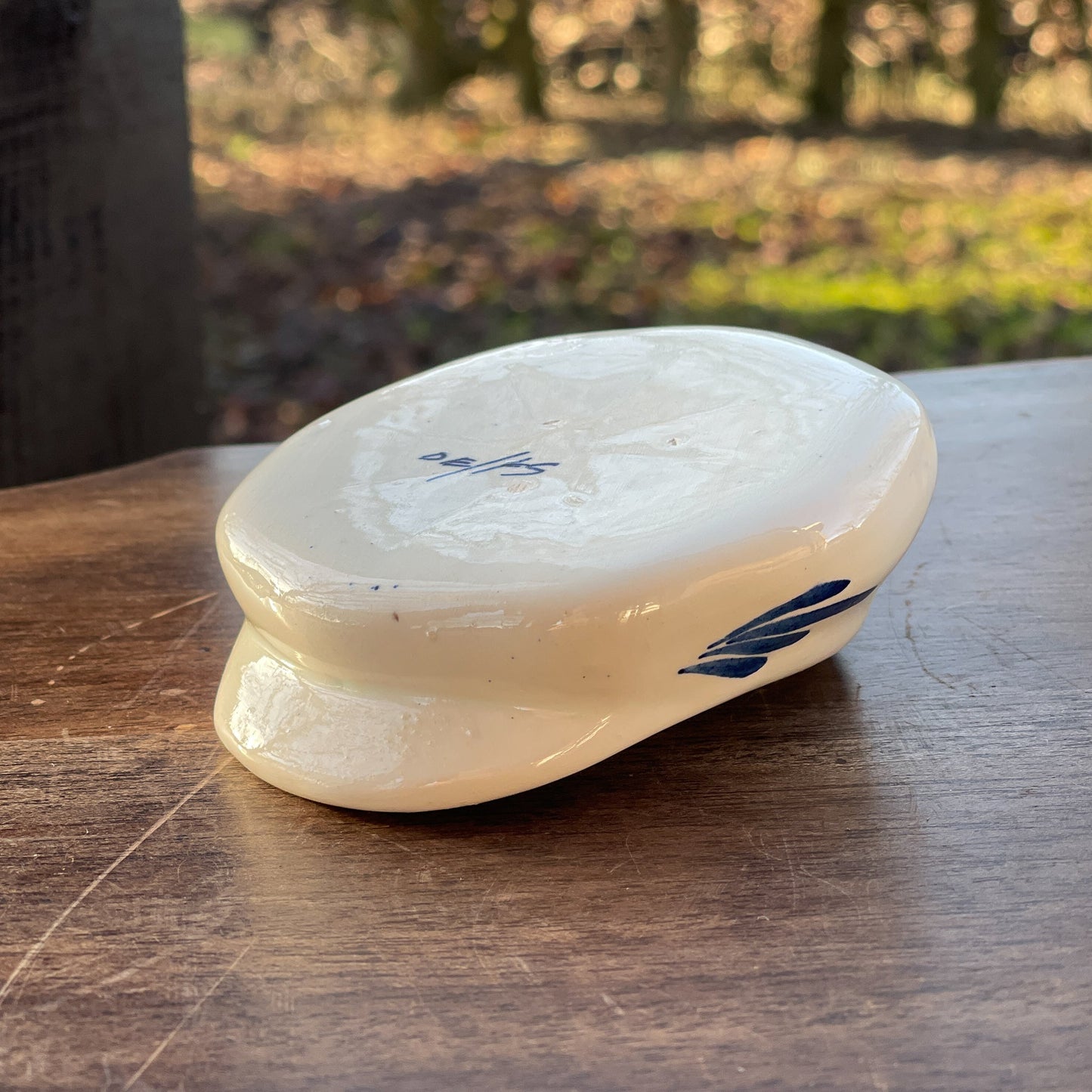 Delfts Blauw asbakje in de vorm van een pet - The Collectionist