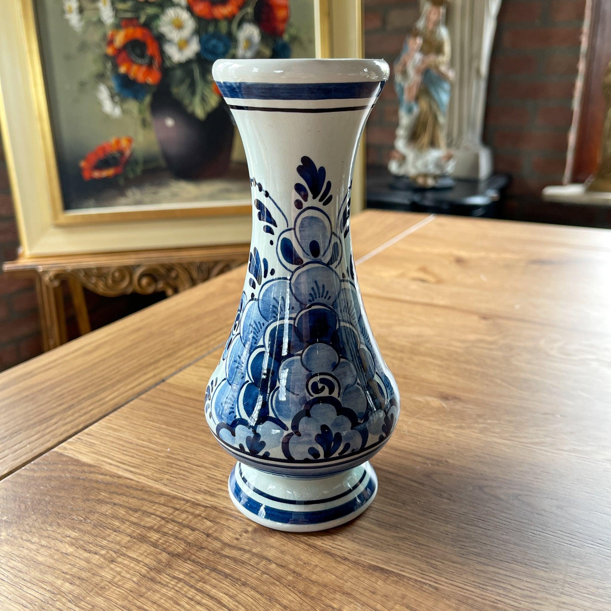 Delfts Blauw vaasje - The Collectionist