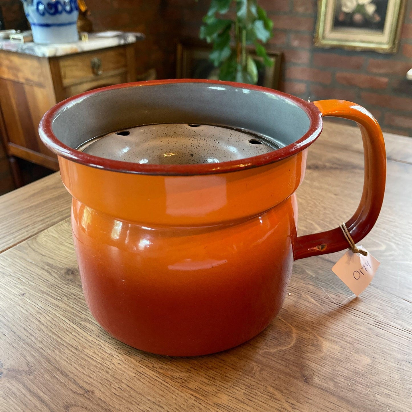 Emaille melkkoker - Bamestra Curiosa