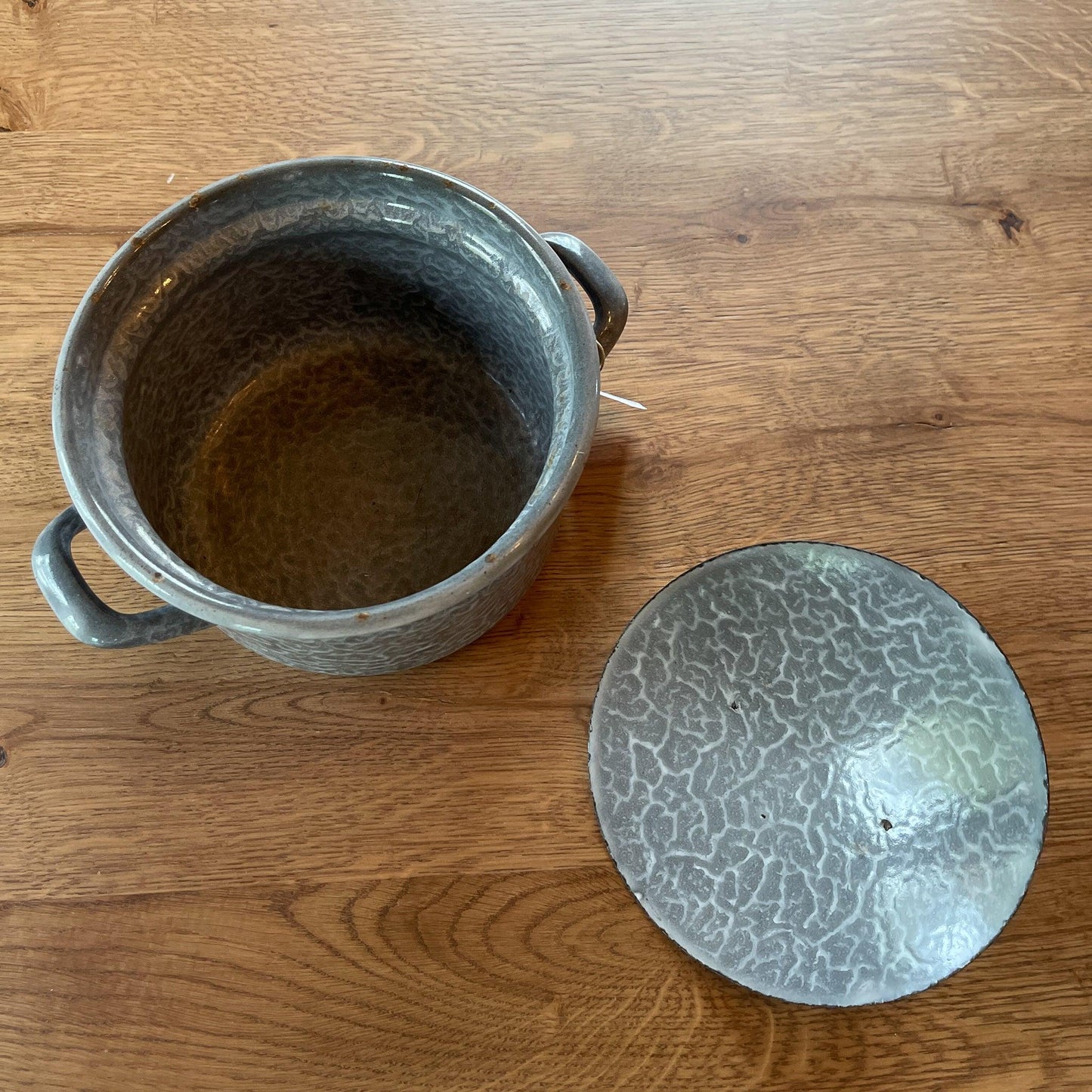 Emaille pan met deksel - Bamestra Curiosa