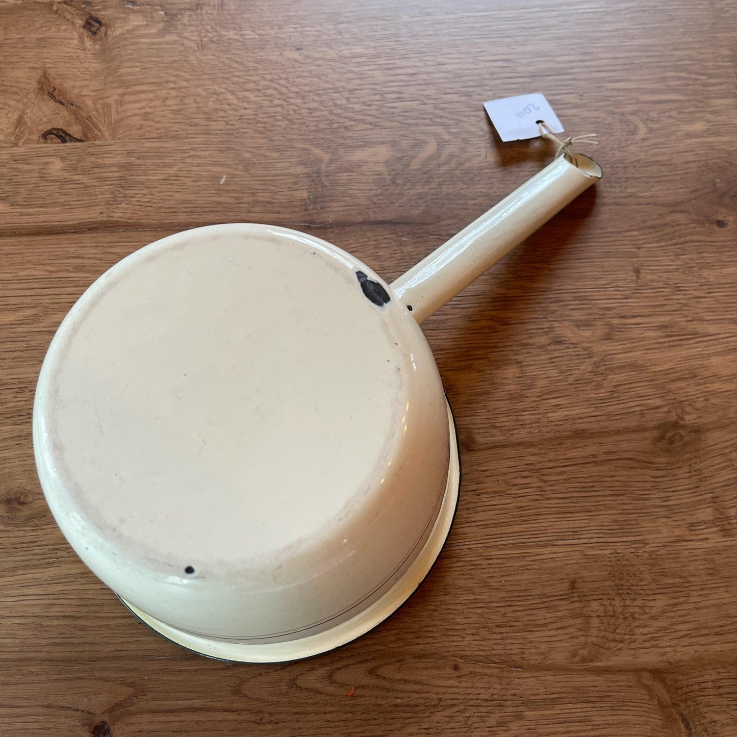 Emaille steelpannetje - Bamestra Curiosa