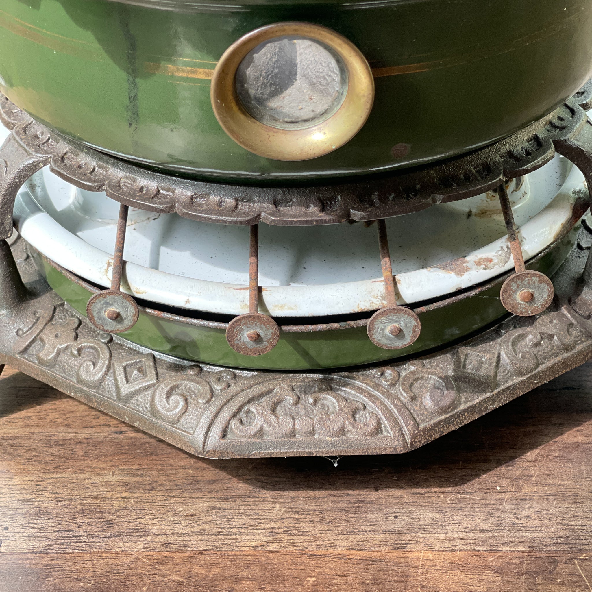 Gietijzeren 4 Pits Original Haller Petroleumstel - The Collectionist