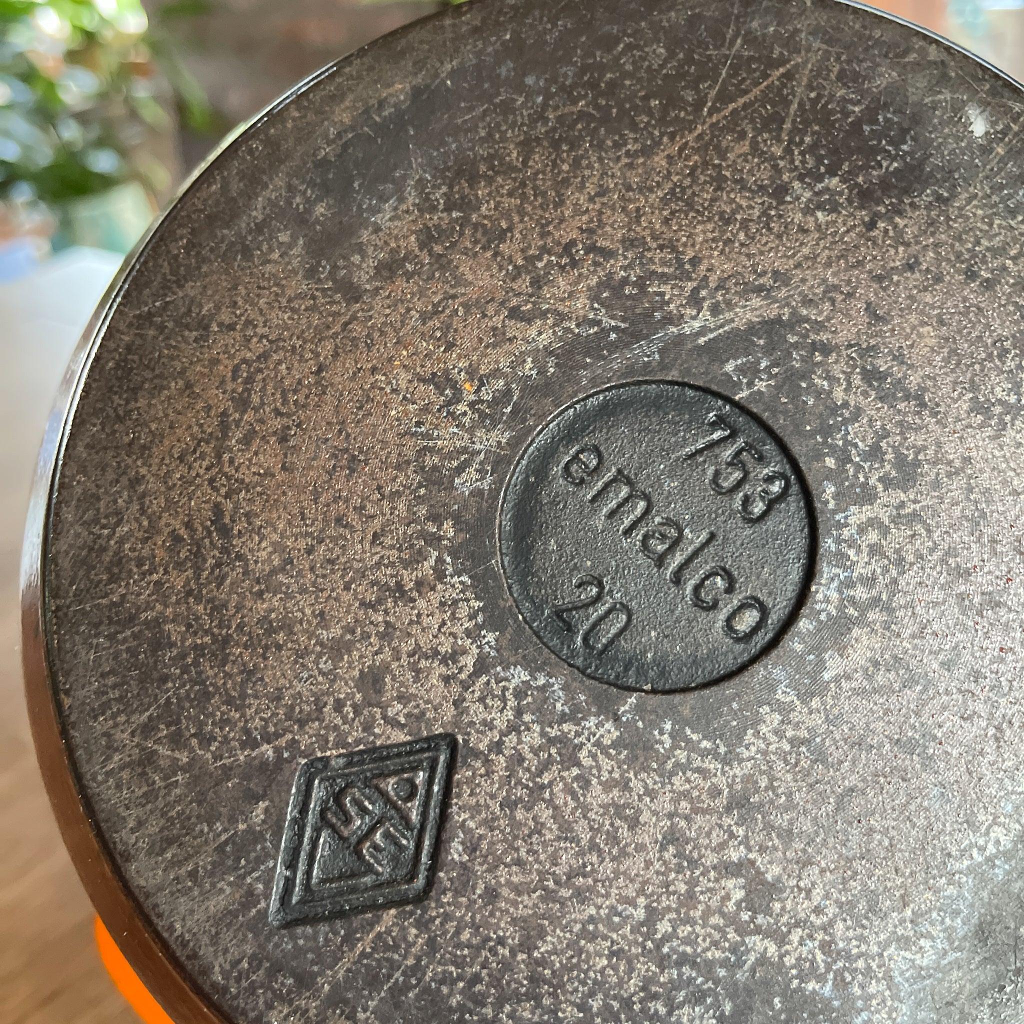 Gietijzeren Emalco braadpan met emaille deksel - The Collectionist