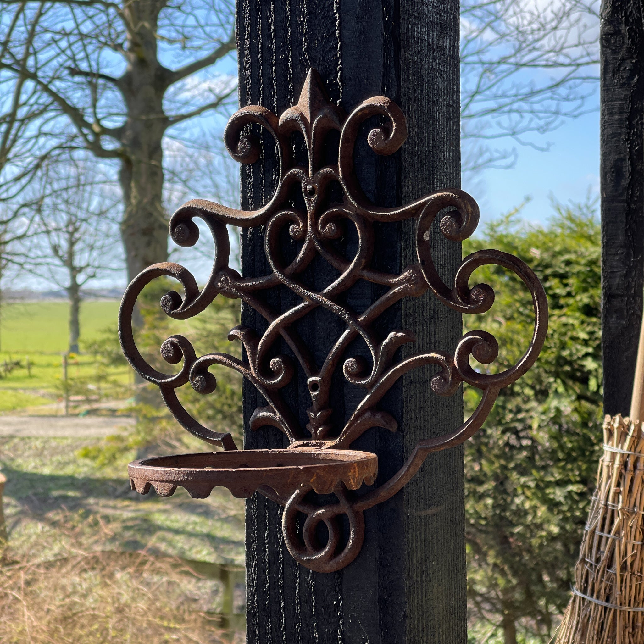 Gietijzeren Wandornament Voor Bloempot - The Collectionist