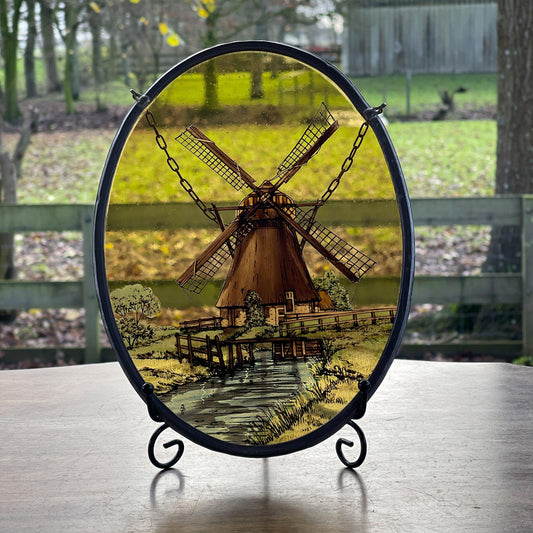 Glas in lood raamhanger Molen - Bamestra Curiosa