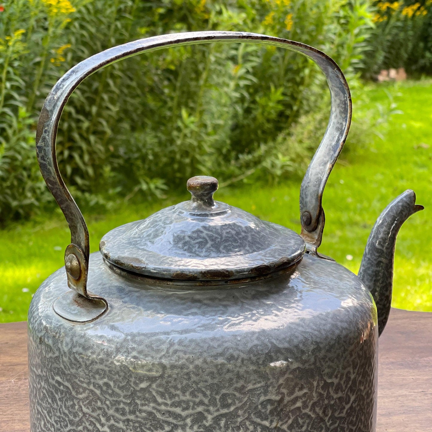 Grijs gewolkte emaille theepot / koffiepot - Bamestra Curiosa