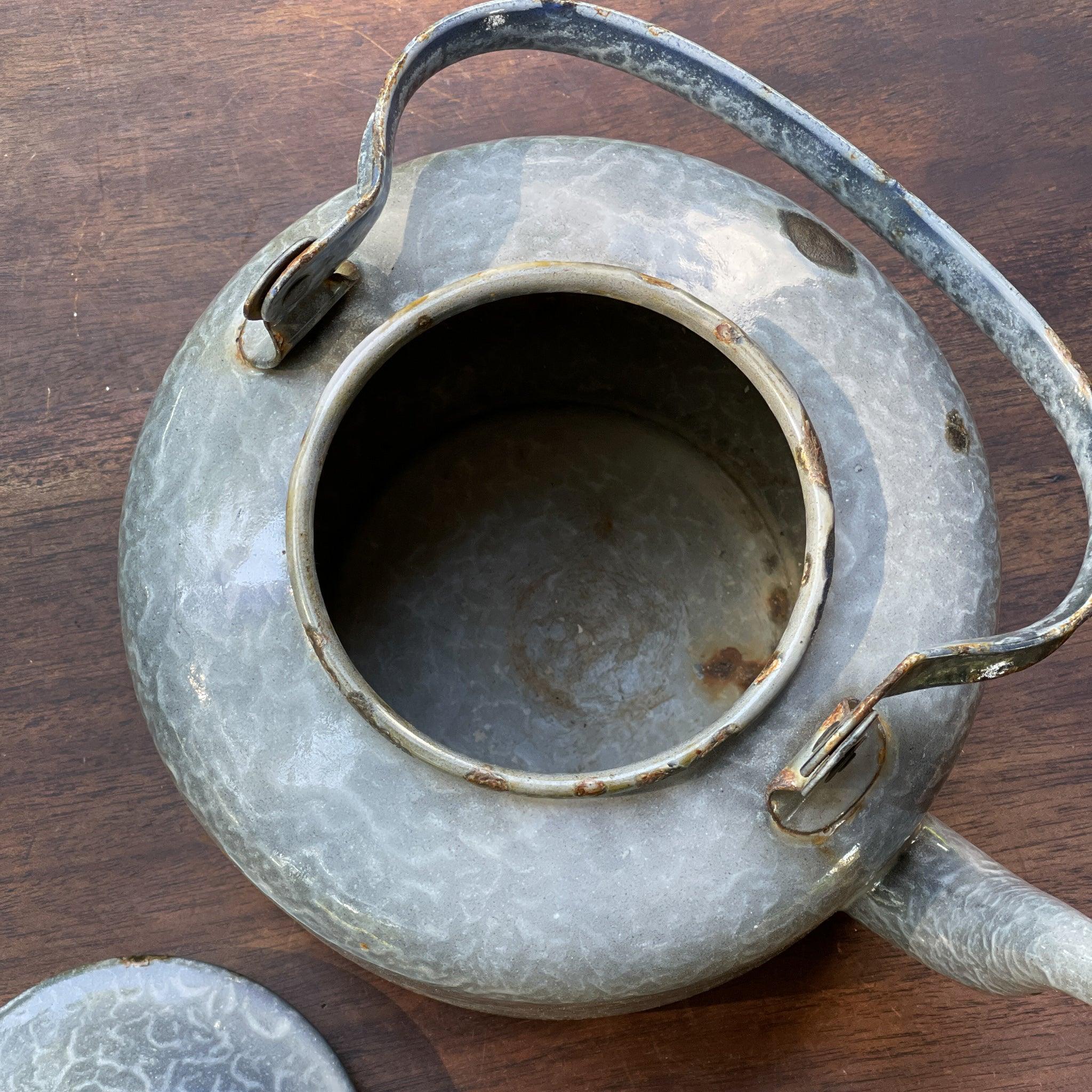 Grijze gewolkte emaille theepot / koffiepot - The Collectionist