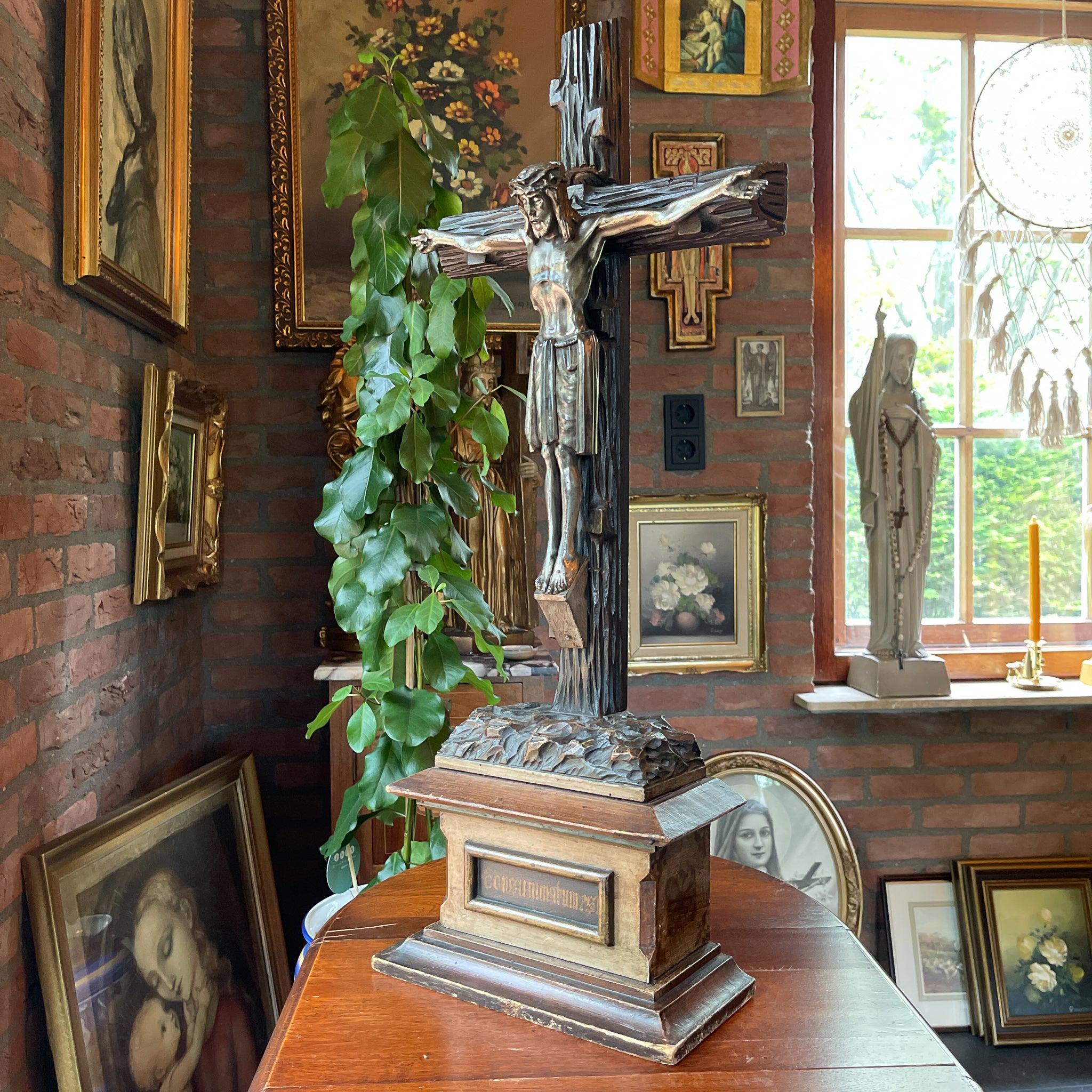 Grote antieke crucifix - The Collectionist