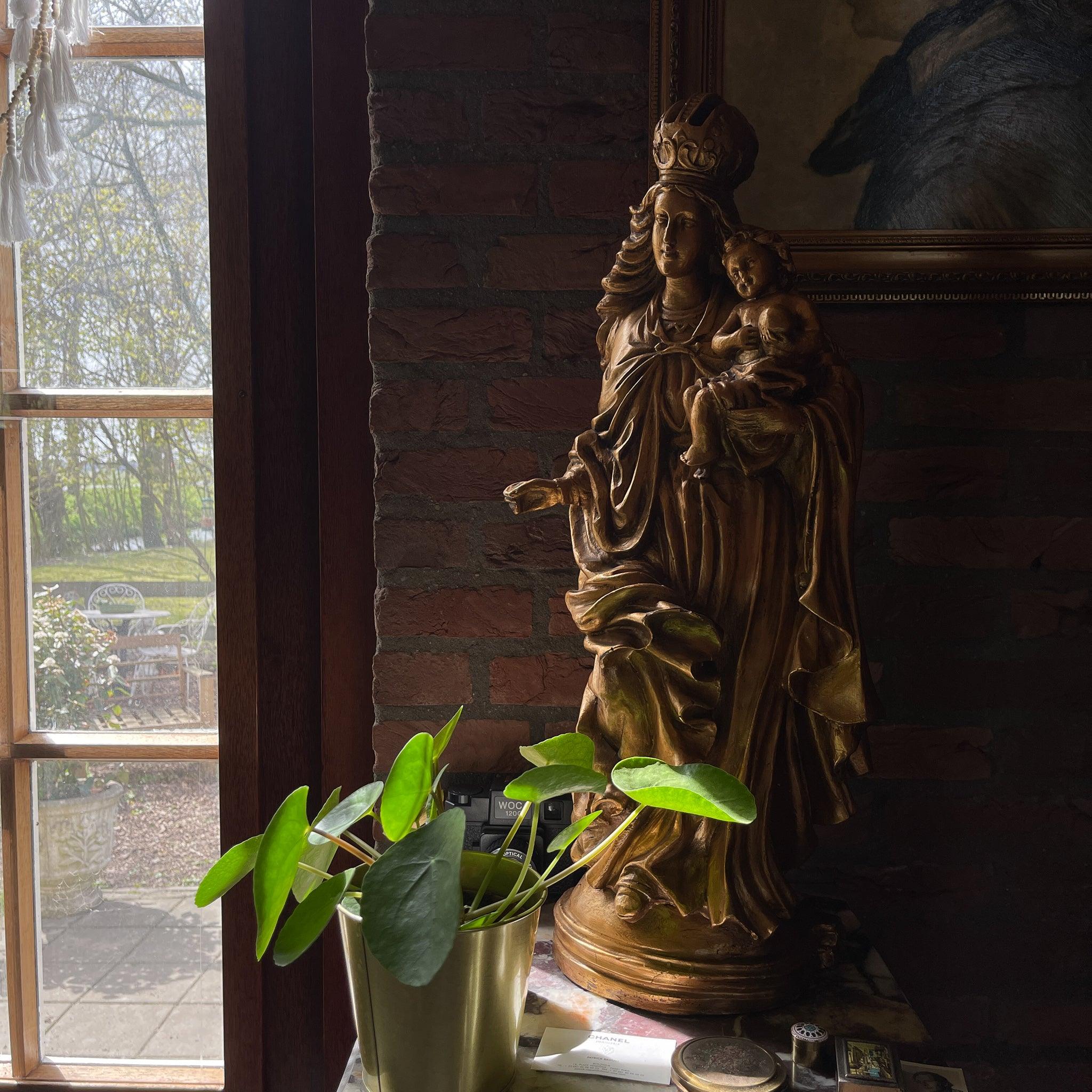 Grote gouden Maria beeld - The Collectionist