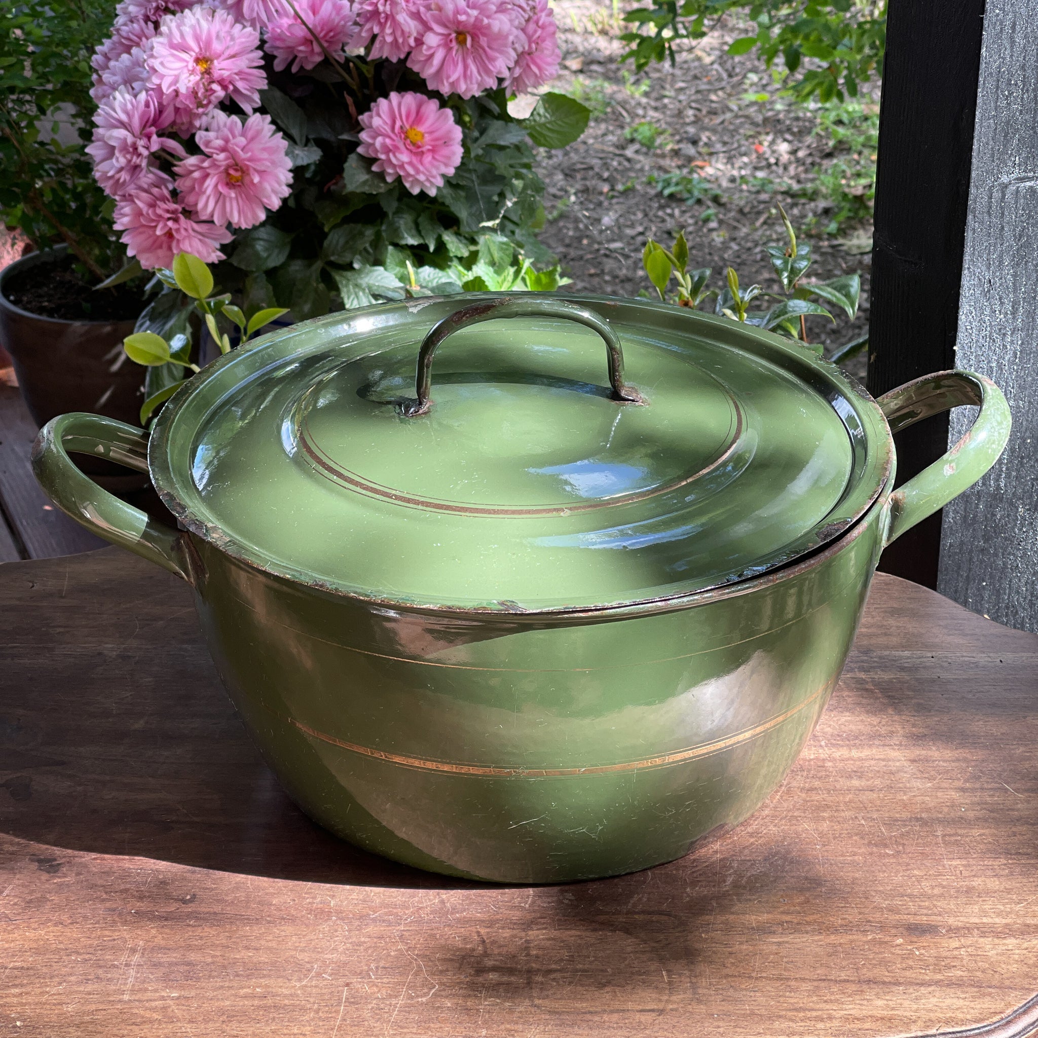 Grote Groene Emaille Pan Met Deksel - The Collectionist