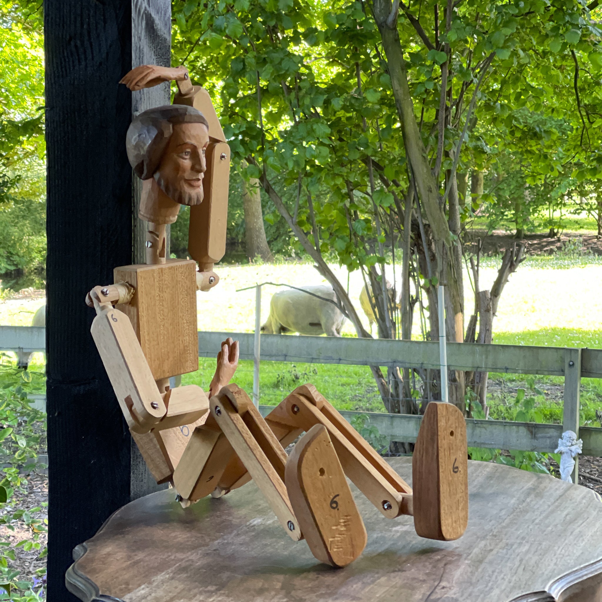 Grote handgesneden houten marionet / articulerende studiepop – mannelijk model – 90 cm - The Collectionist