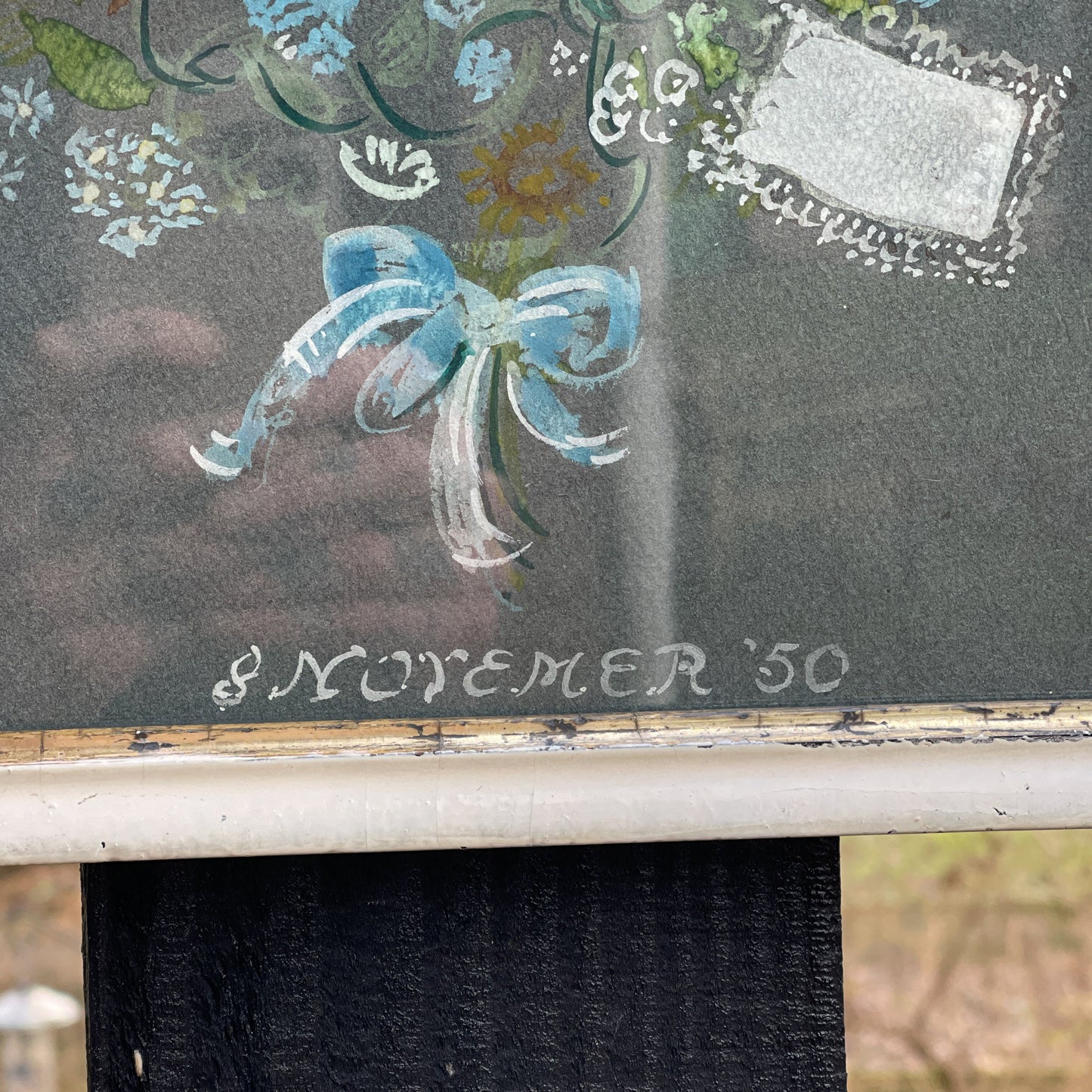 Hollandse School, Gouache, Voorjaarsboeket Met Blauwe Strik - The Collectionist