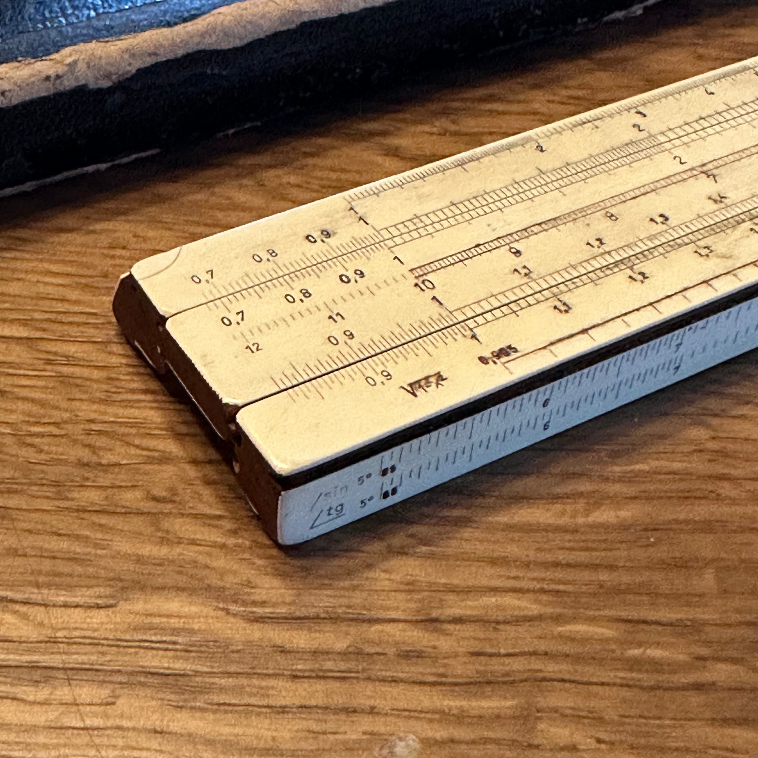 Albert Nestler schuifliniaal No 21 The Collectionist