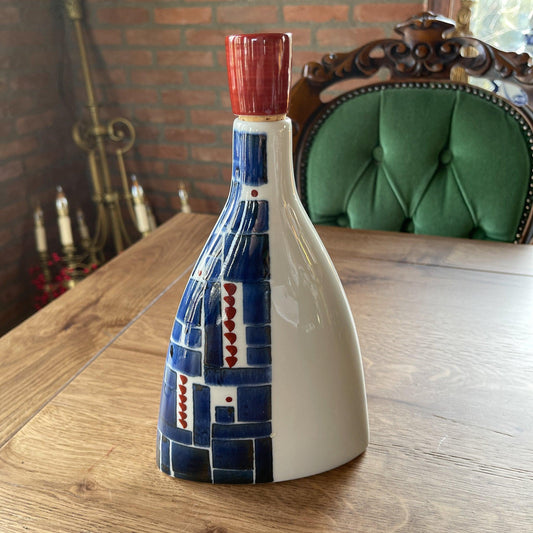 Japanse fles met kurk - Bamestra Curiosa