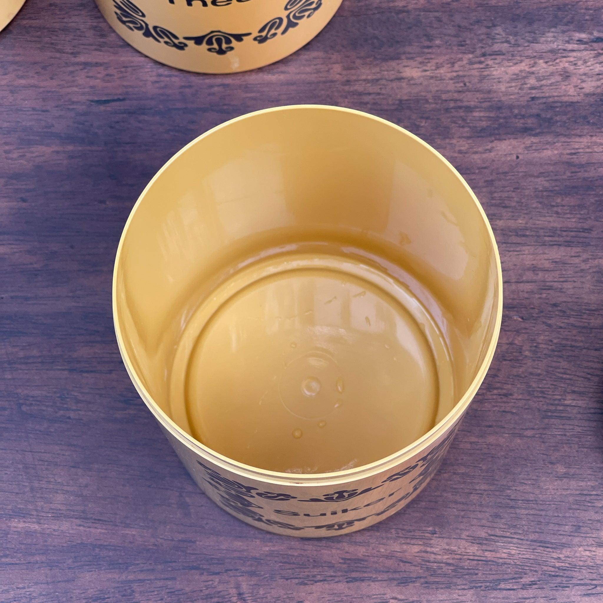 Jaren 70 plastic Koffie Thee Suiker bussen - The Collectionist