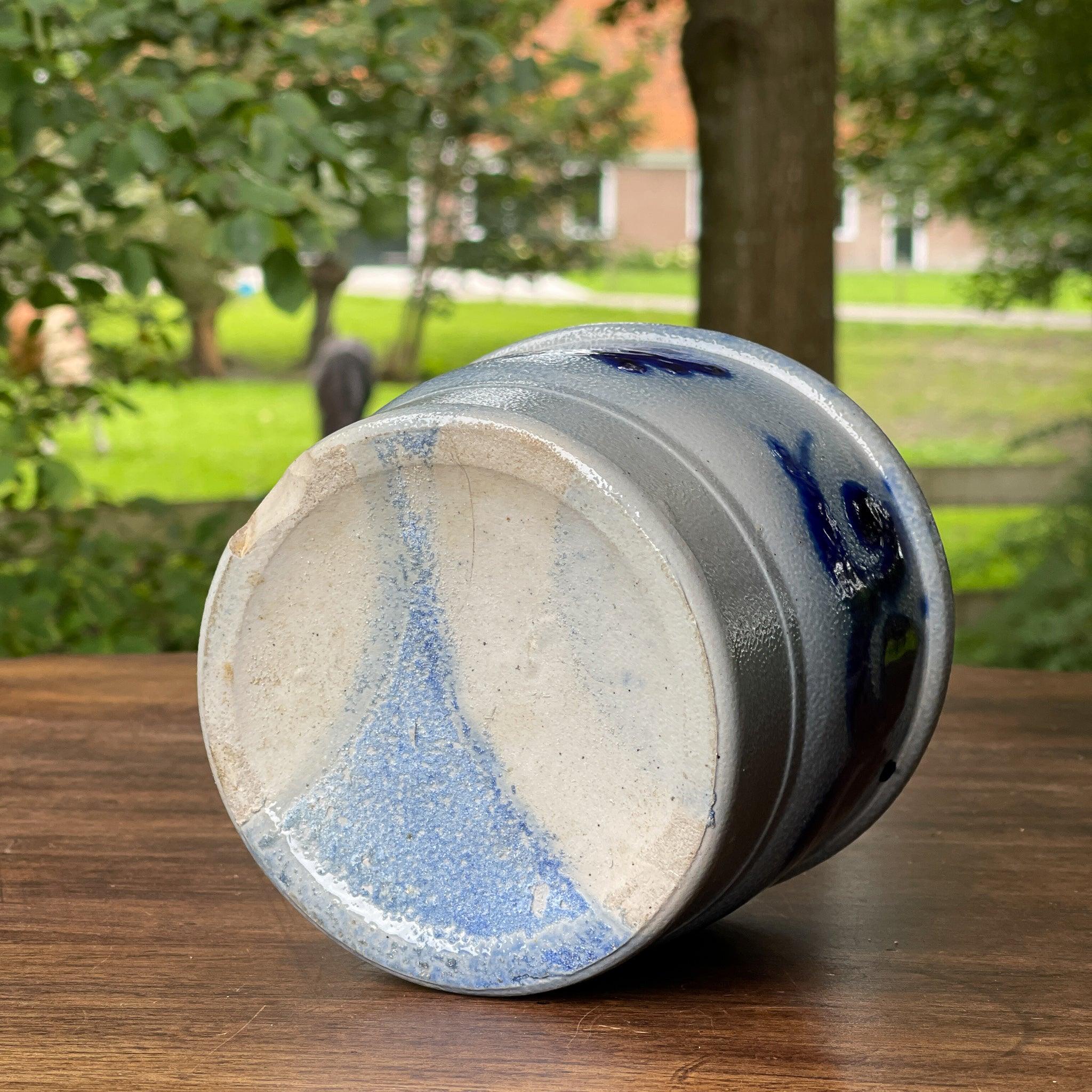 Keuls aardewerk pot - The Collectionist