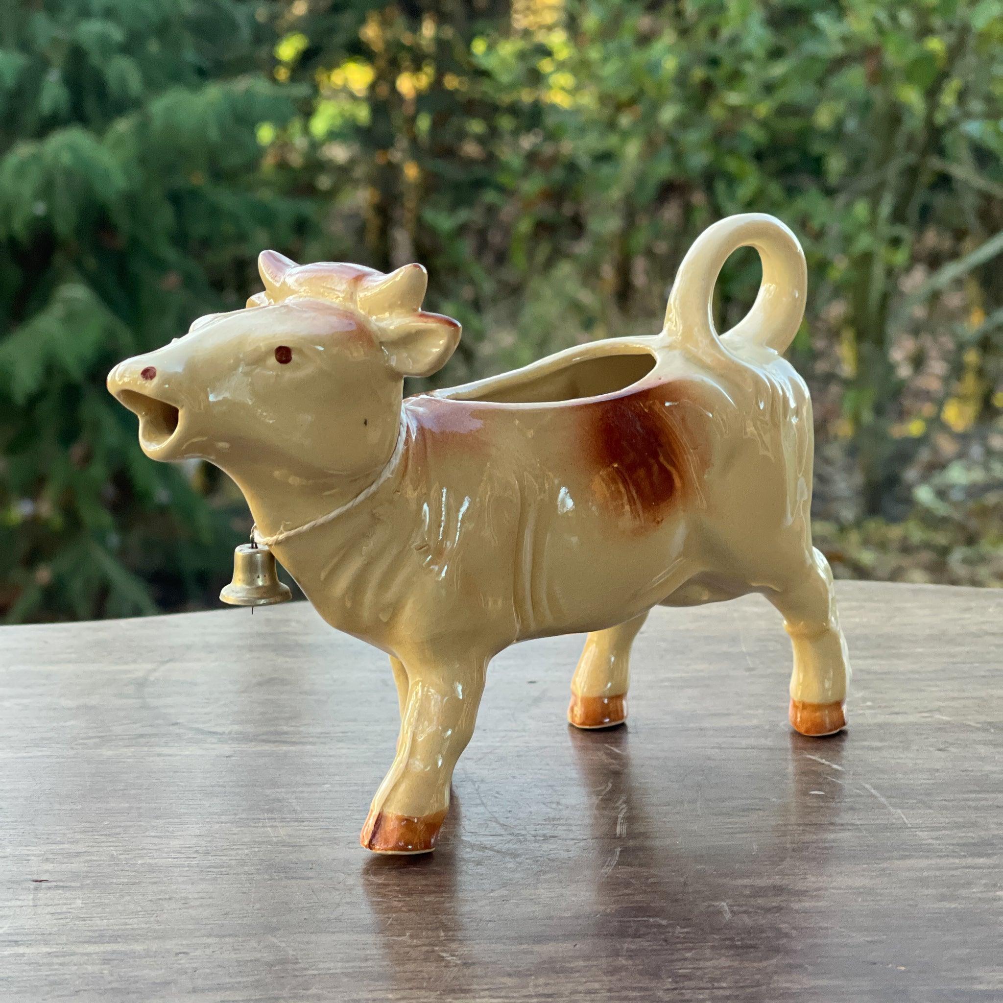 Koe melkkan met belletje - The Collectionist