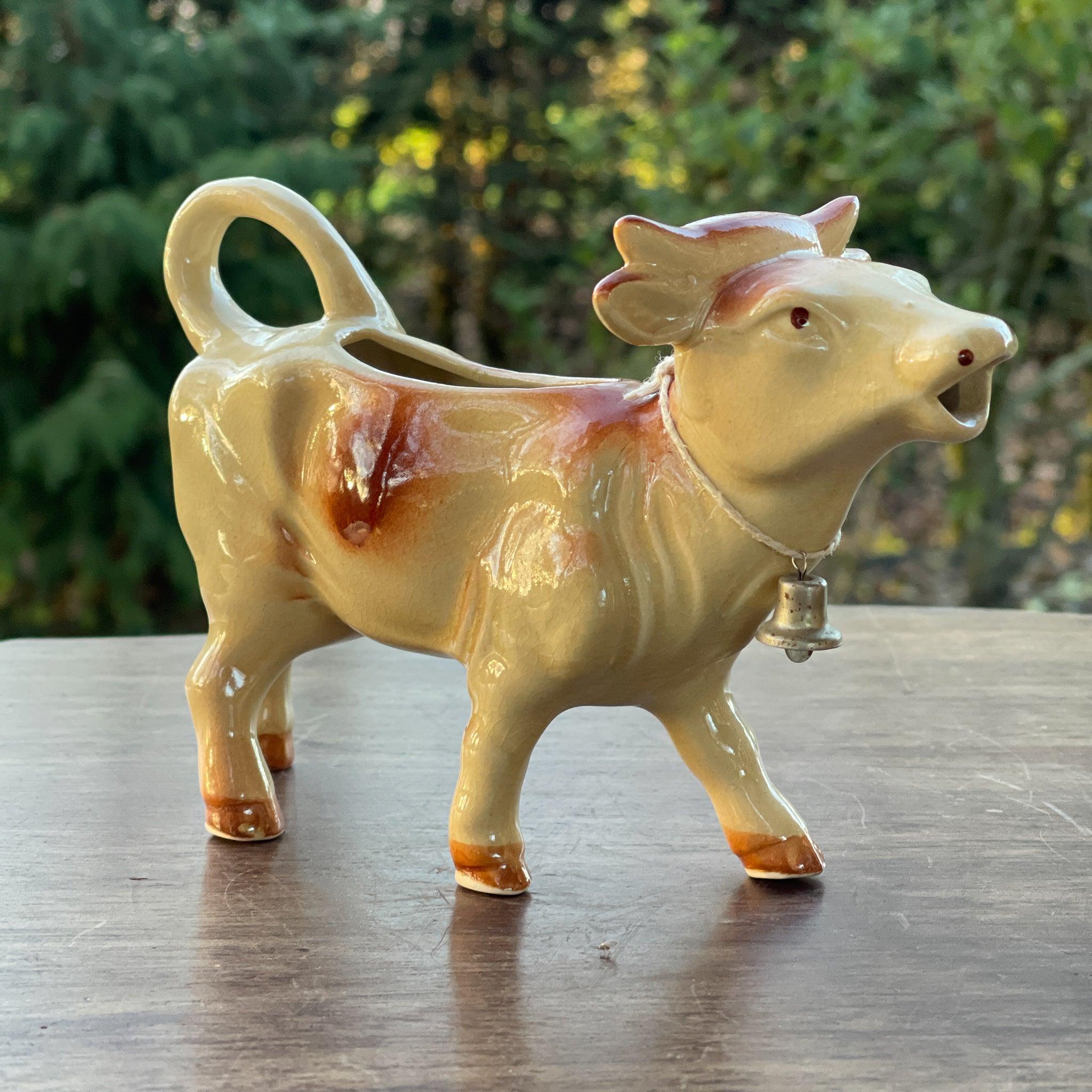 Koe melkkan met belletje - The Collectionist