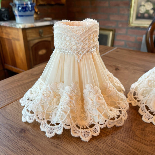 Lampenkapjes met kant - Bamestra Curiosa