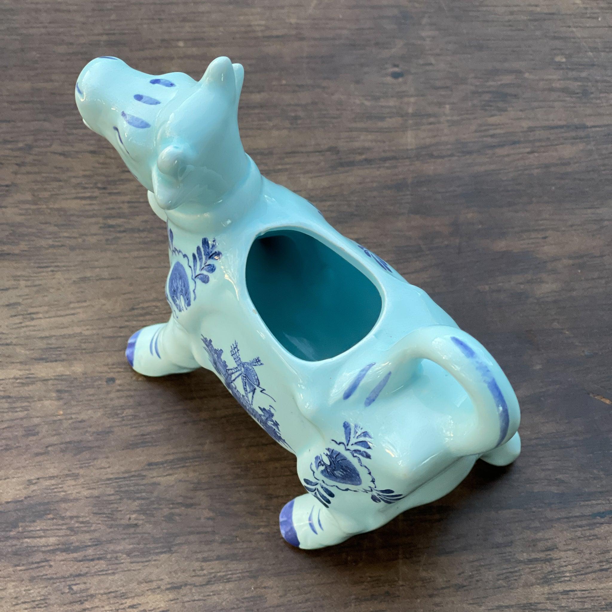Lichtblauwe Koe melkkan in Delfts Blauw - The Collectionist