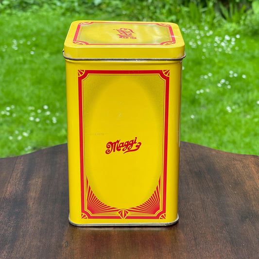 Maggi blik - Bamestra Curiosa