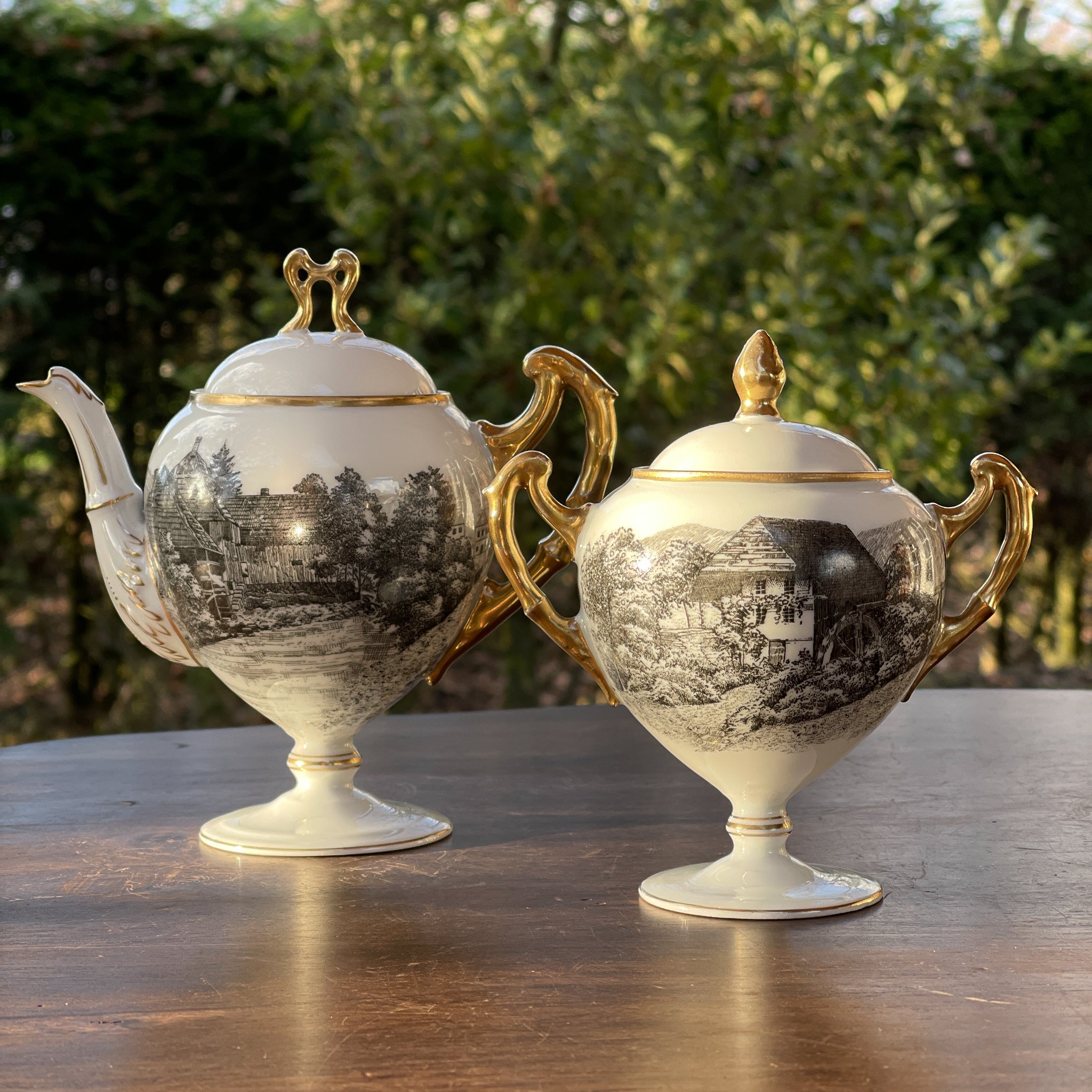 Porseleinen theepot en suikerpot Prussia Royal Rudolstadt - The Collectionist