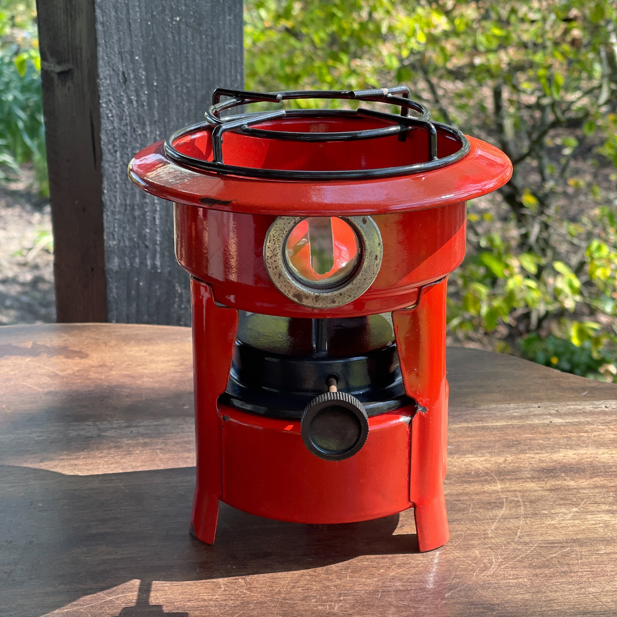 Rood Petroleumstel 1 Pits - The Collectionist