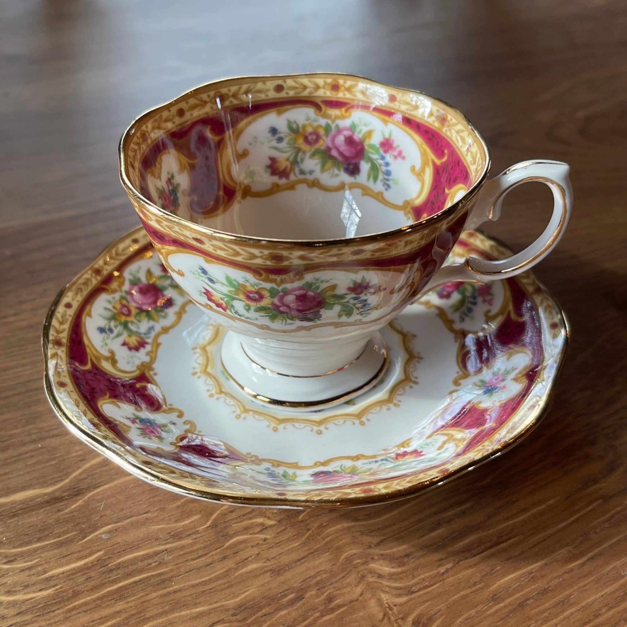 Royal Albert Kopje met schoteltje - The Collectionist