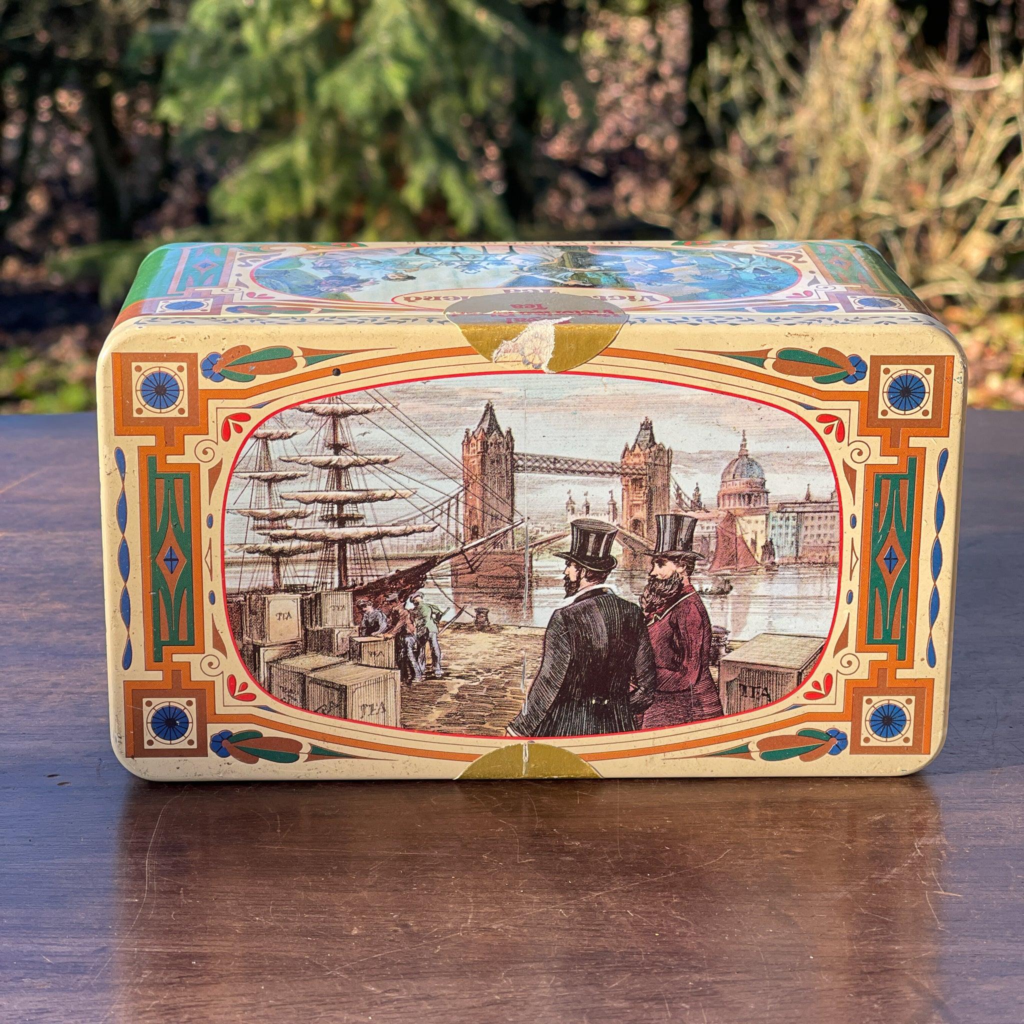 Royal Victorian theeblik - The Collectionist