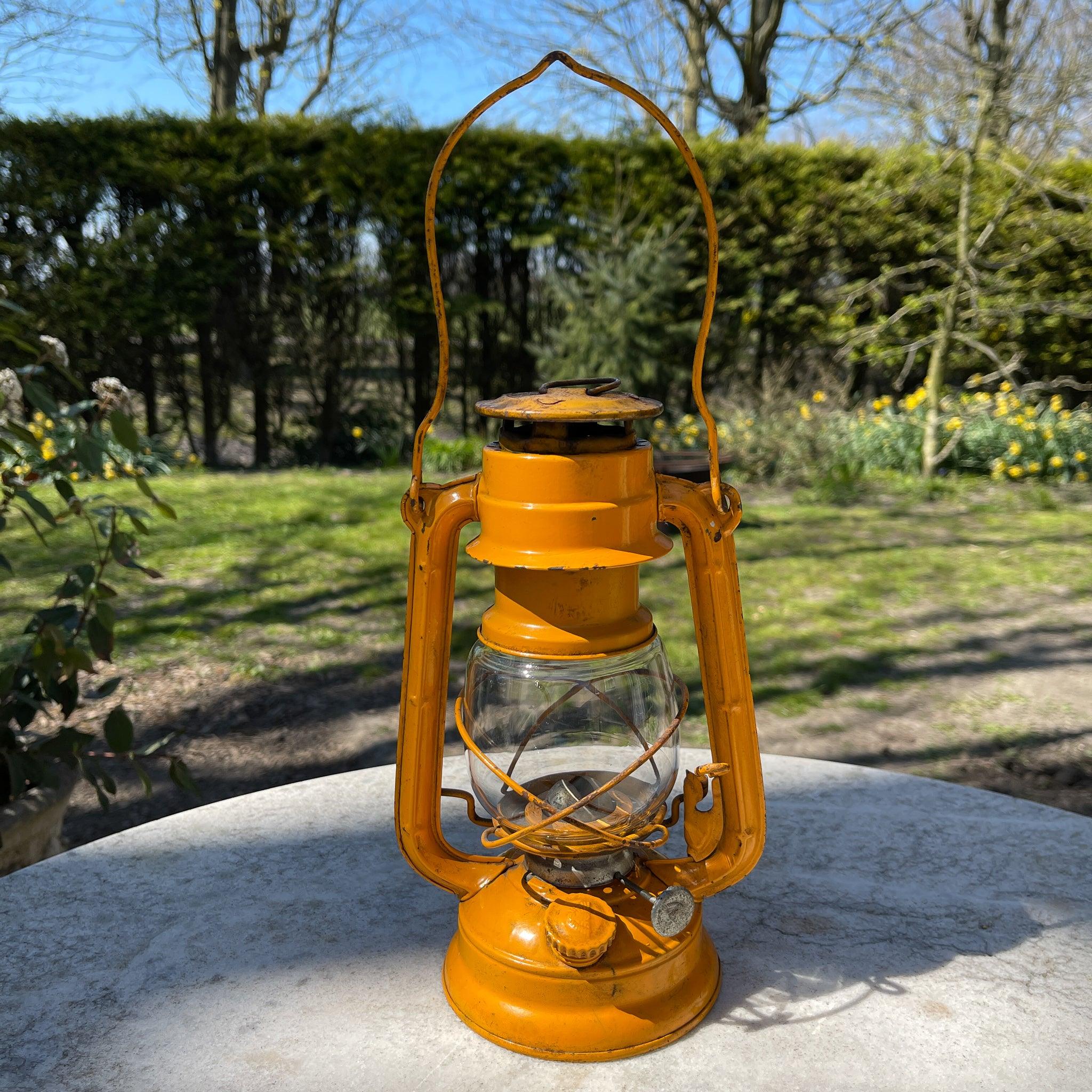 Stormlantaarn Made in Japan No 400 - The Collectionist