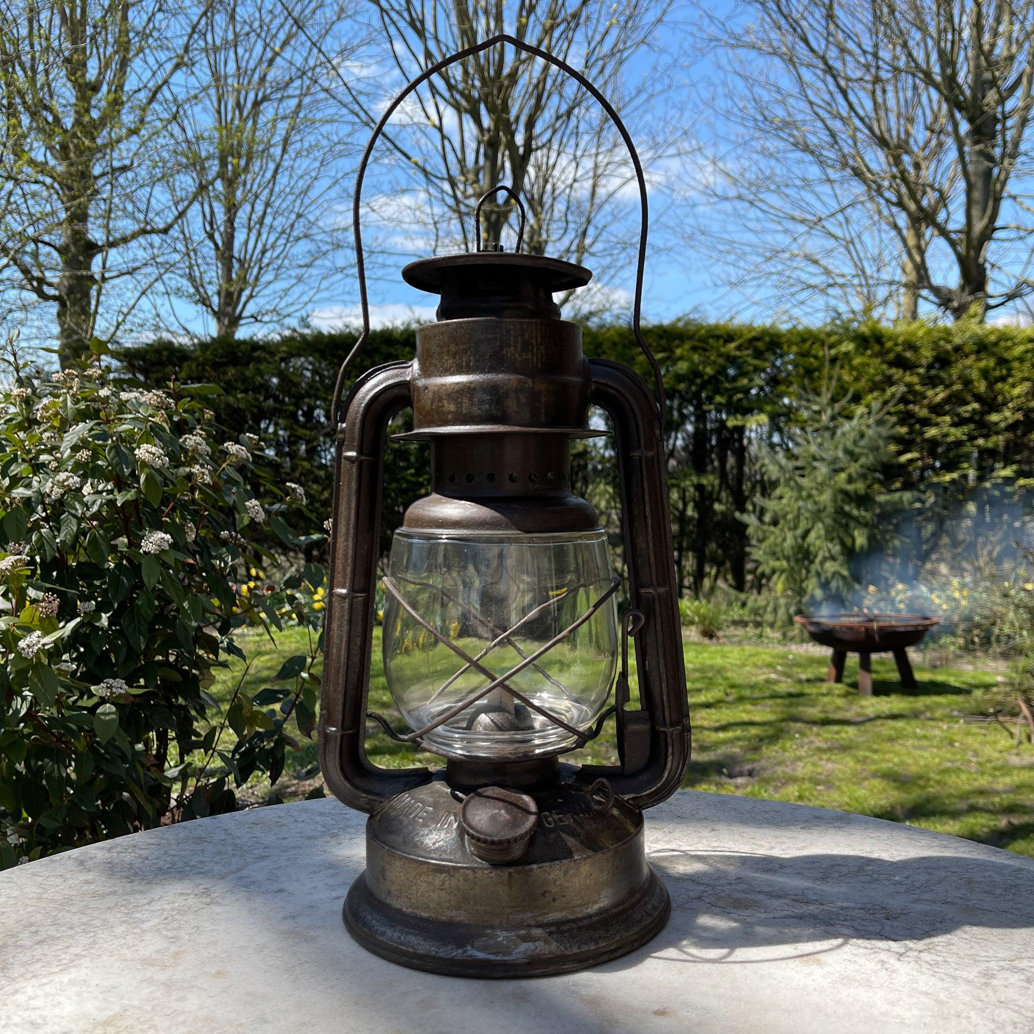 Stormlantaarn petroleum lamp Frowo No 240 - The Collectionist