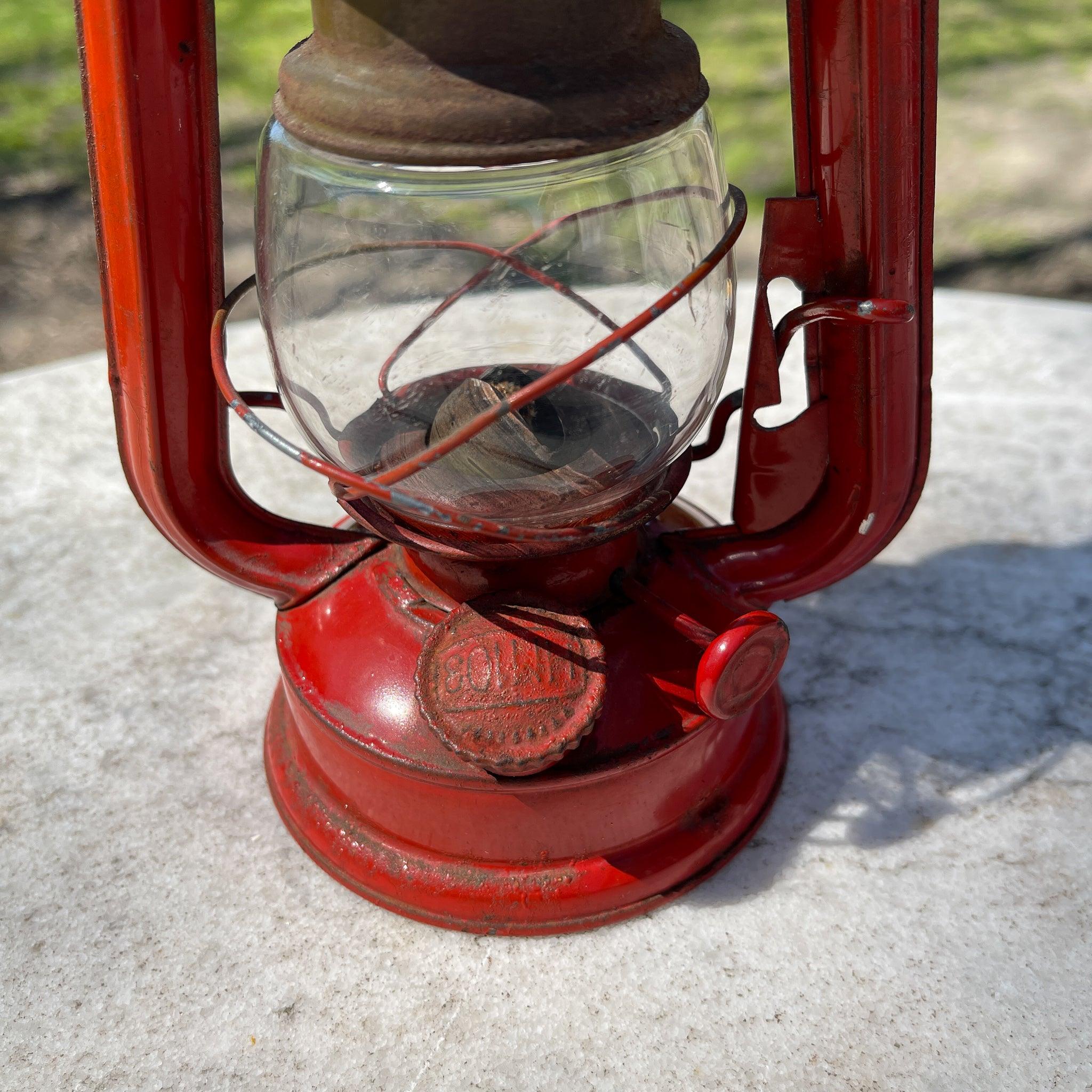 Stormlantaarn petroleum lamp Guangzhou HM103 - The Collectionist