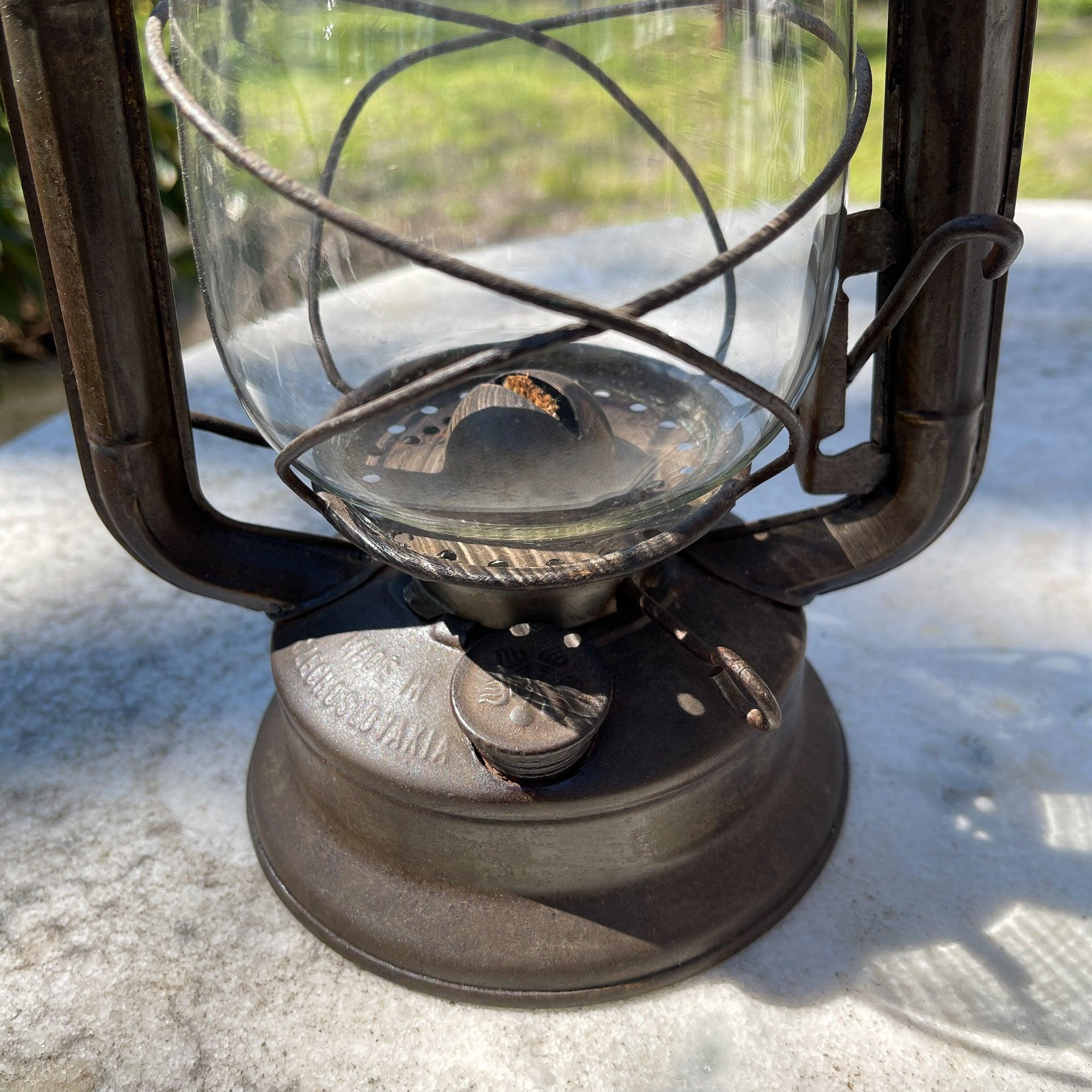 Stormlantaarn petroleum lamp Meva 865 - The Collectionist