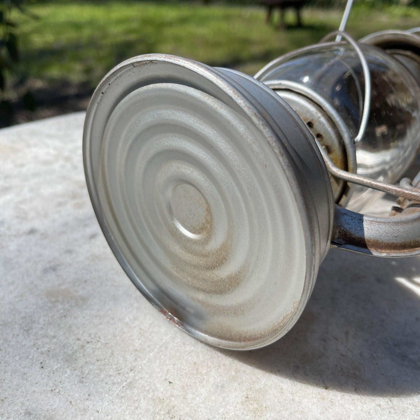 Stormlantaarn petroleum lamp No 104 - Bamestra Curiosa