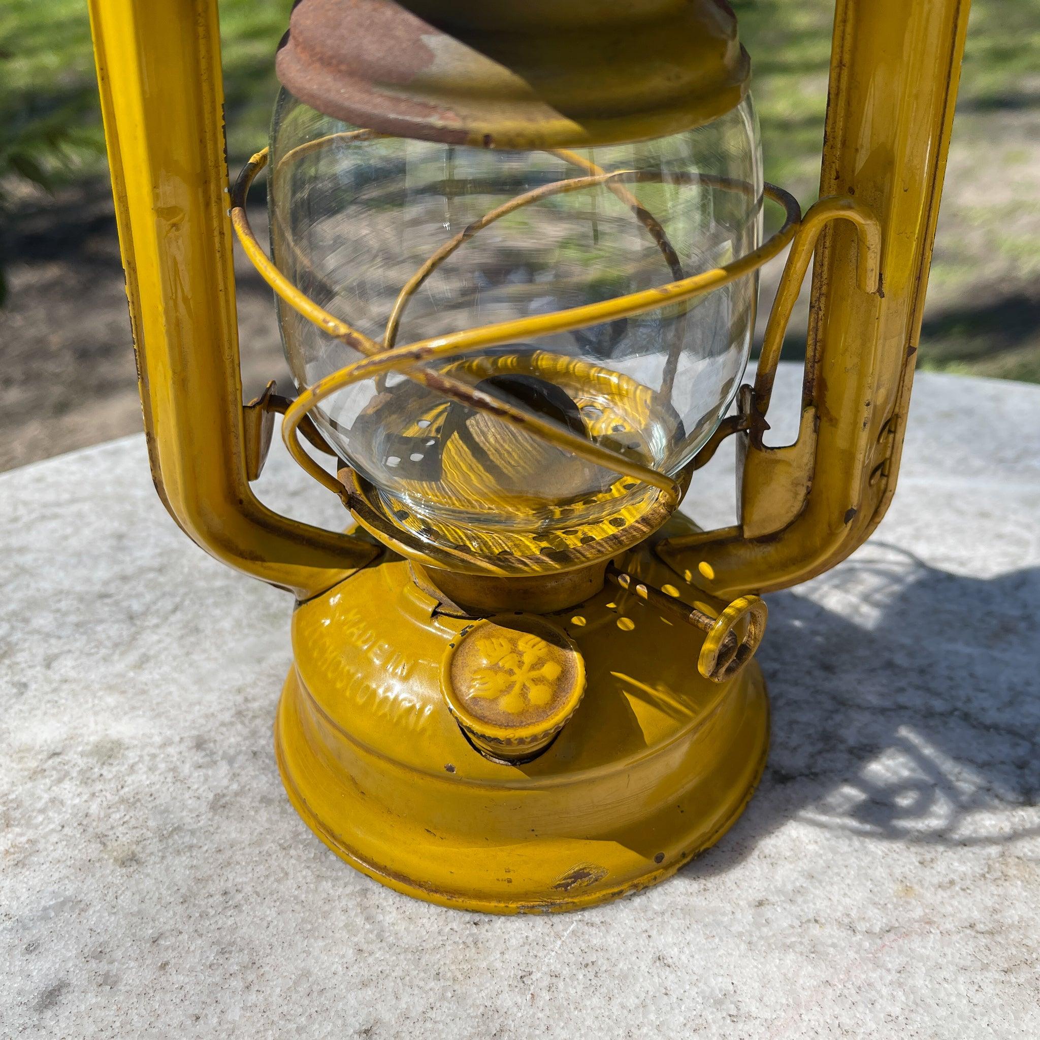 Stormlantaarn petroleumlamp Meva 863 - The Collectionist