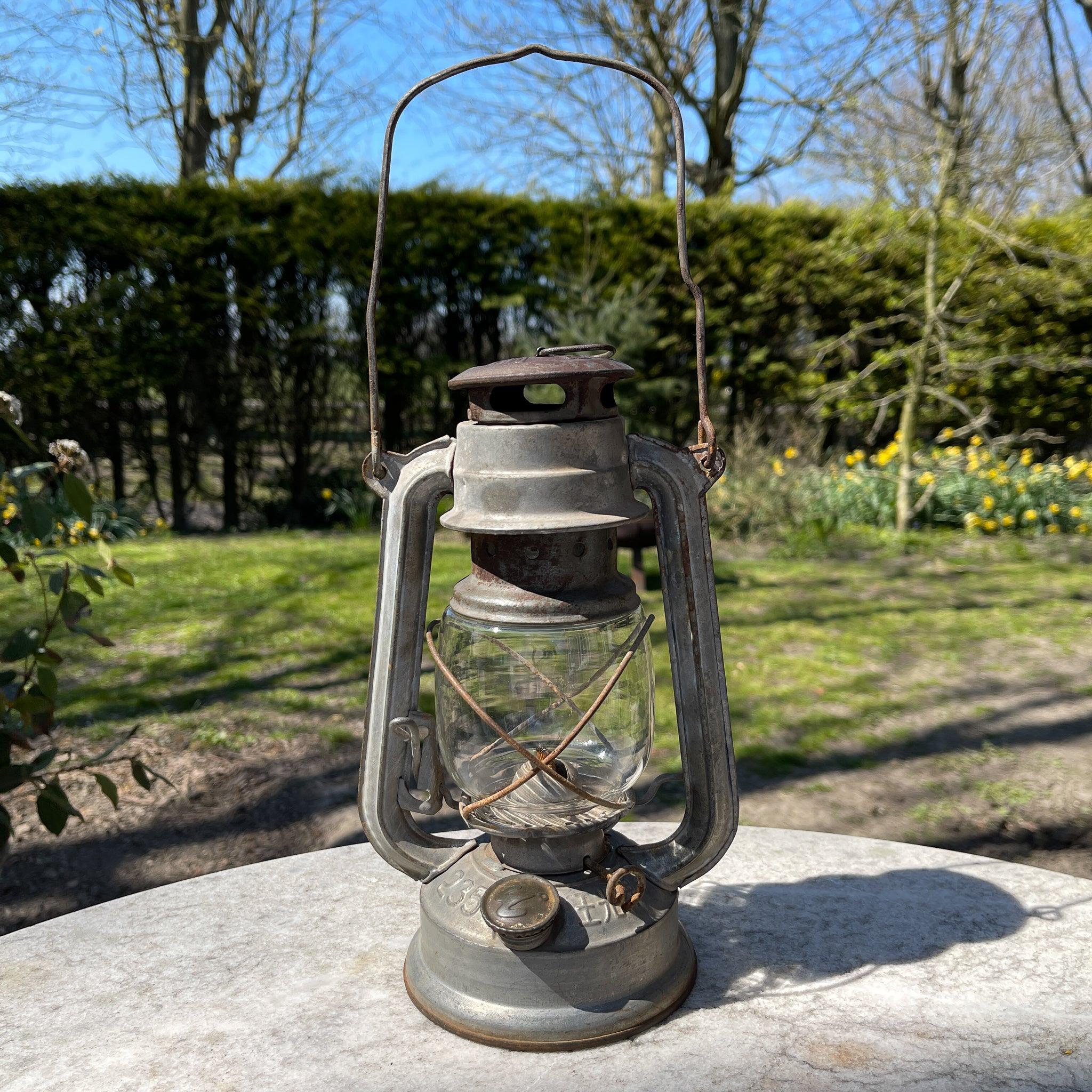 Stormlantaarn Wang Guang 235 - The Collectionist