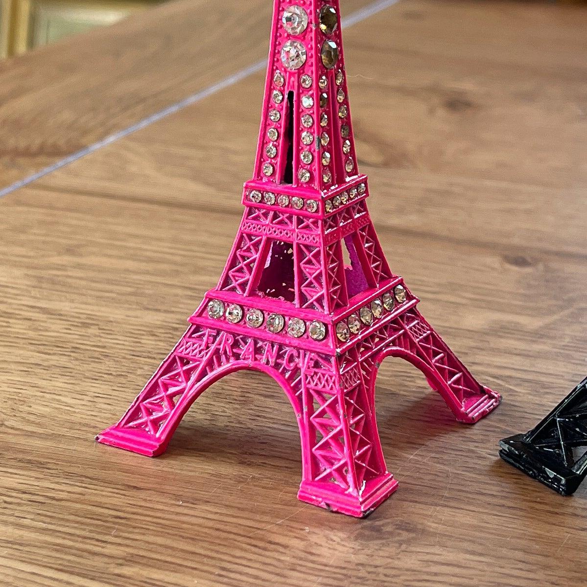 Twee decoratieve eiffeltorens met strass steentjes - The Collectionist