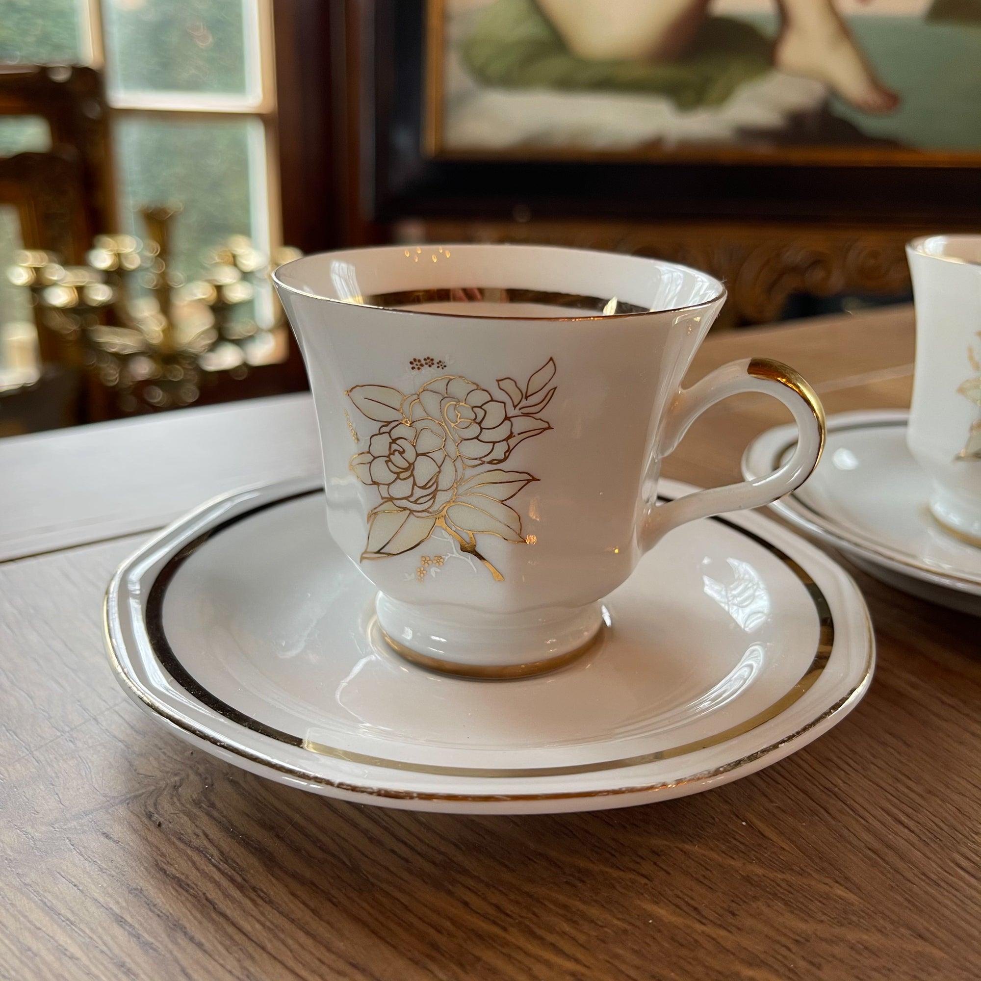 Twee kopjes met schoteltjes - The Collectionist