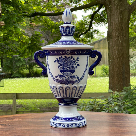 Vaas met deksel - Bamestra Curiosa